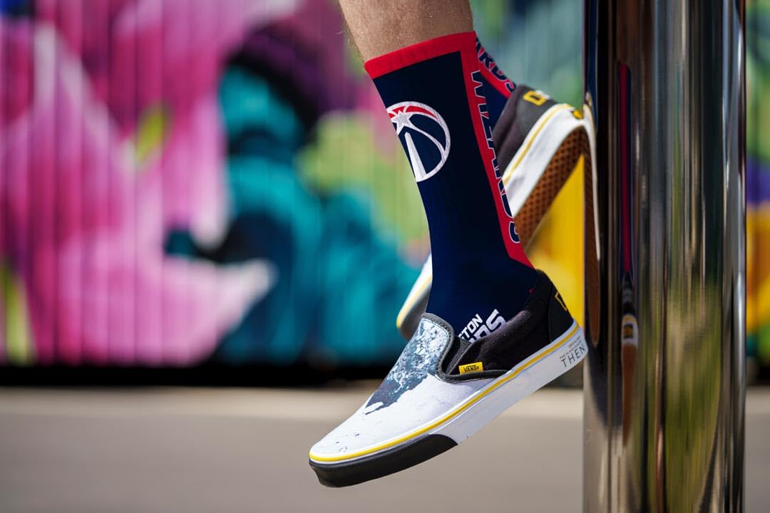 For Bare Feet NBA WASHINGTON WIZARDS MVP Crew Sock Team Color Large - Sports Gifts, Sports Memorabilia, Sports Collectibles, Fan Shop