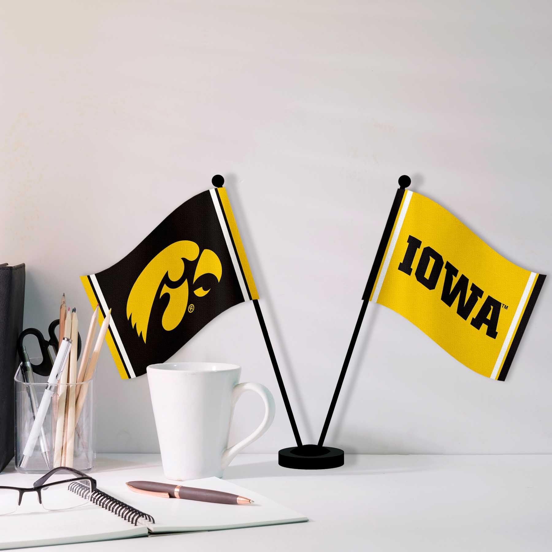WinCraft Hawkeyes Desk and Table Top Flags - Sports Collectibles, Sports Memorabilia, Sports Fan Shop, Sports Gifts