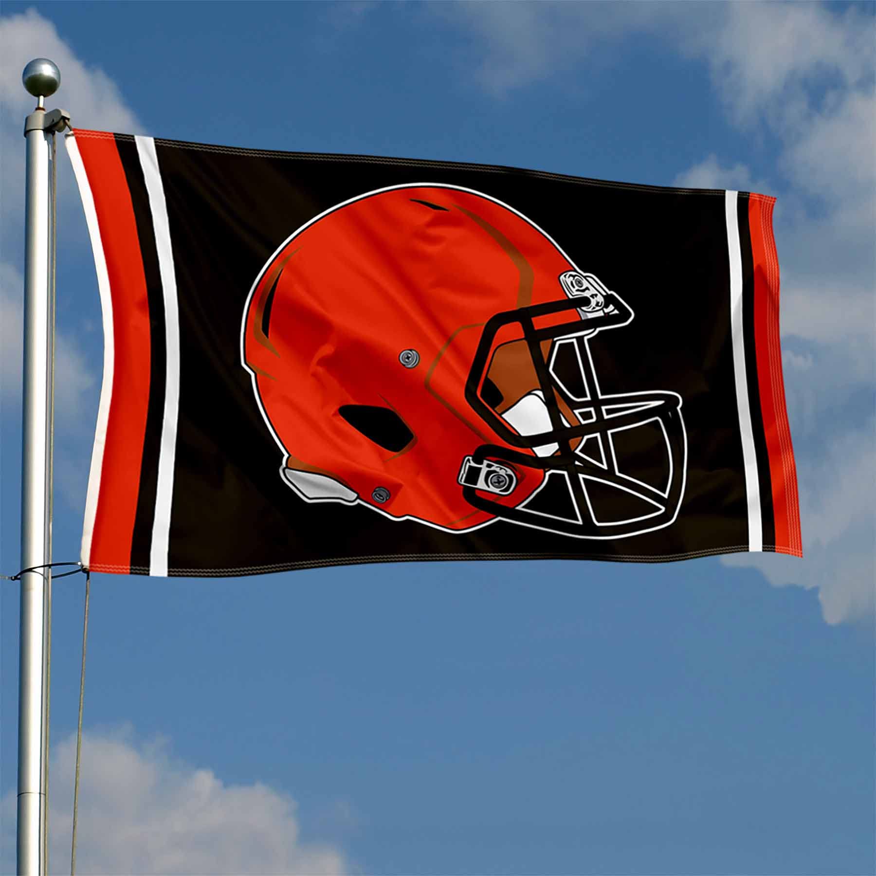 WinCraft Cleveland Browns New Helmet Grommet Pole Flag - Sports Collectibles, Sports Memorabilia, Sports Fan Shop, Sports Gifts