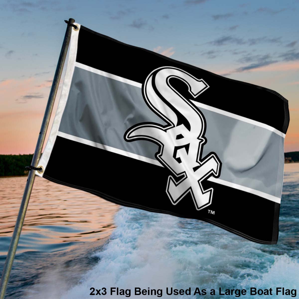 WinCraft Chicago White Sox 2x3 Foot Small Flag - Sports Collectibles, Sports Memorabilia, Sports Fan Shop, Sports Gifts