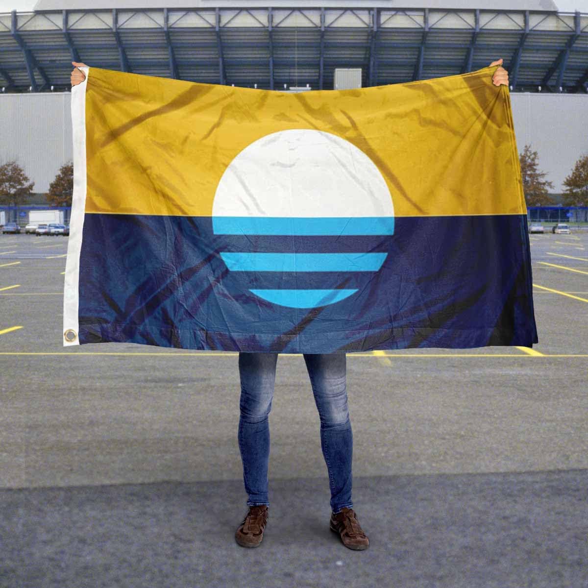 Sports Flags Pennants Company City of Peoples Flag of Milwaukee Flag 3x5 Foot Banner - Sports Collectibles, Sports Memorabilia, Sports Fan Shop, Sports Gifts