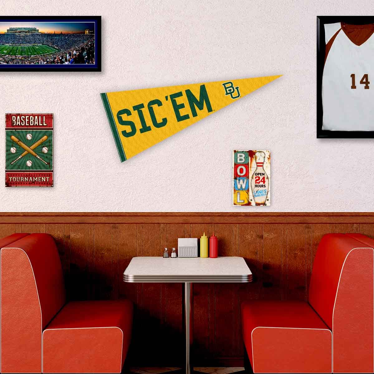 College Flags & Banners Co. Baylor Sic Em Bears Pennant - Sports Collectibles, Sports Memorabilia, Sports Fan Shop, Sports Gifts