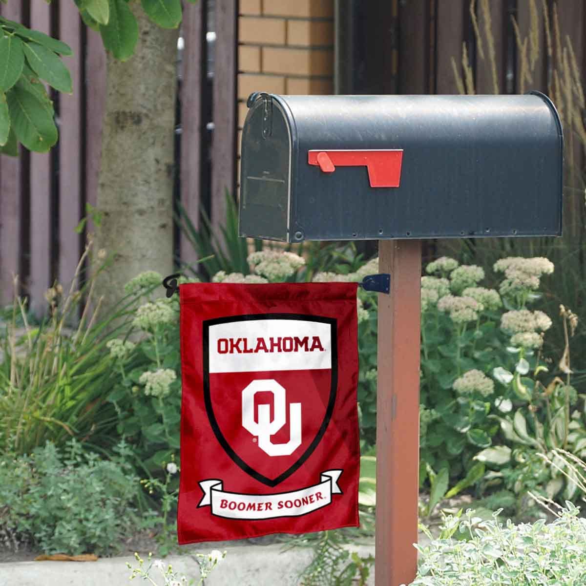 College Flags & Banners Co. University of Oklahoma Boomer Sooner Shield Garden Flag and Mailbox Post Pole Mount Holder Set - Sports Collectibles, Sports Memorabilia, Sports Fan Shop, Sports Gifts