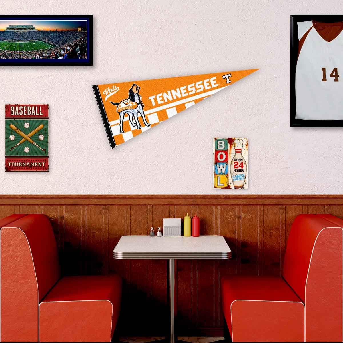 Tennessee Volunteers Mascot Smokey Pennant Banner Flag - Sports Collectibles, Sports Memorabilia, Sports Fan Shop, Sports Gifts