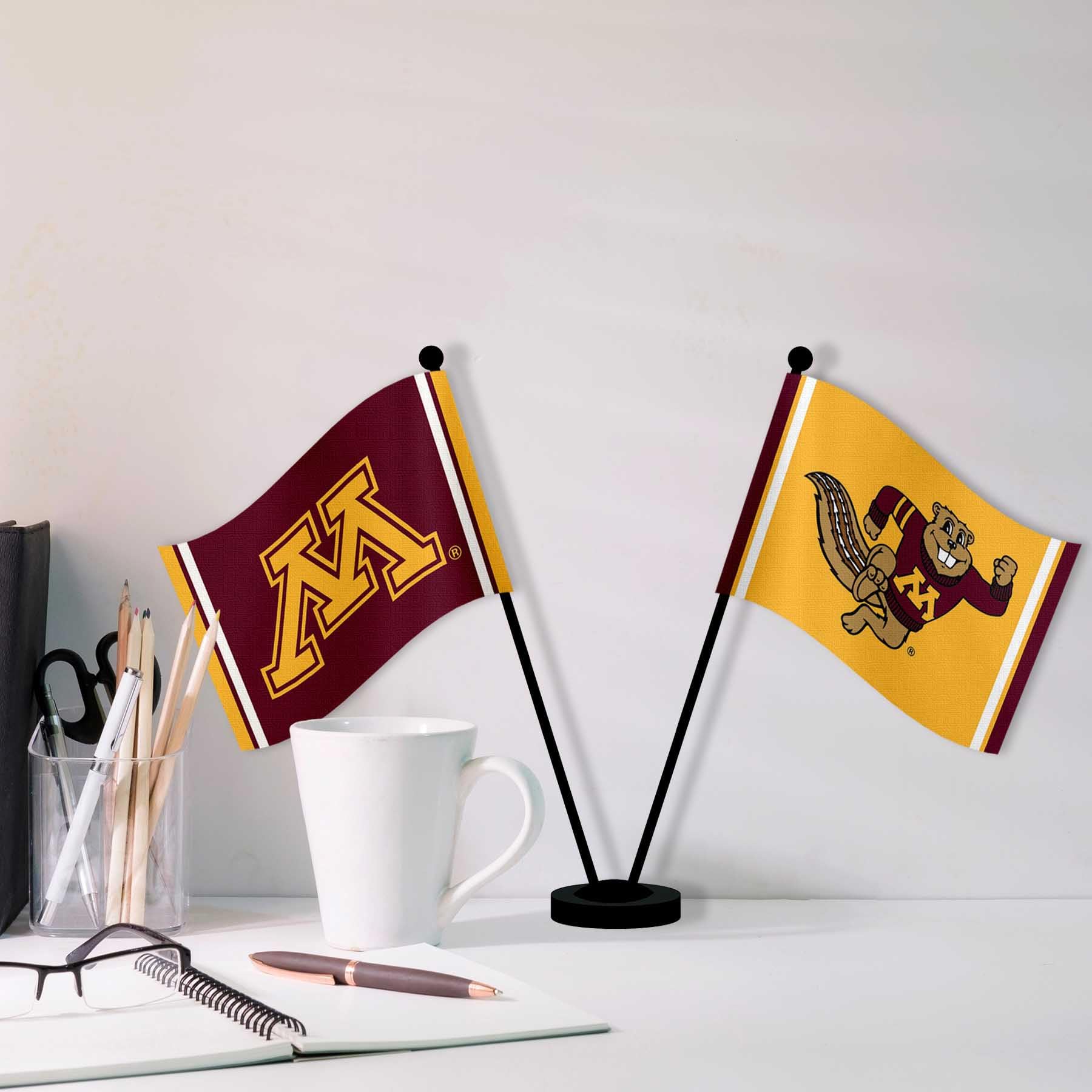 WinCraft Minnesota Gophers Desk and Table Top Flags - Sports Collectibles, Sports Memorabilia, Sports Fan Shop, Sports Gifts