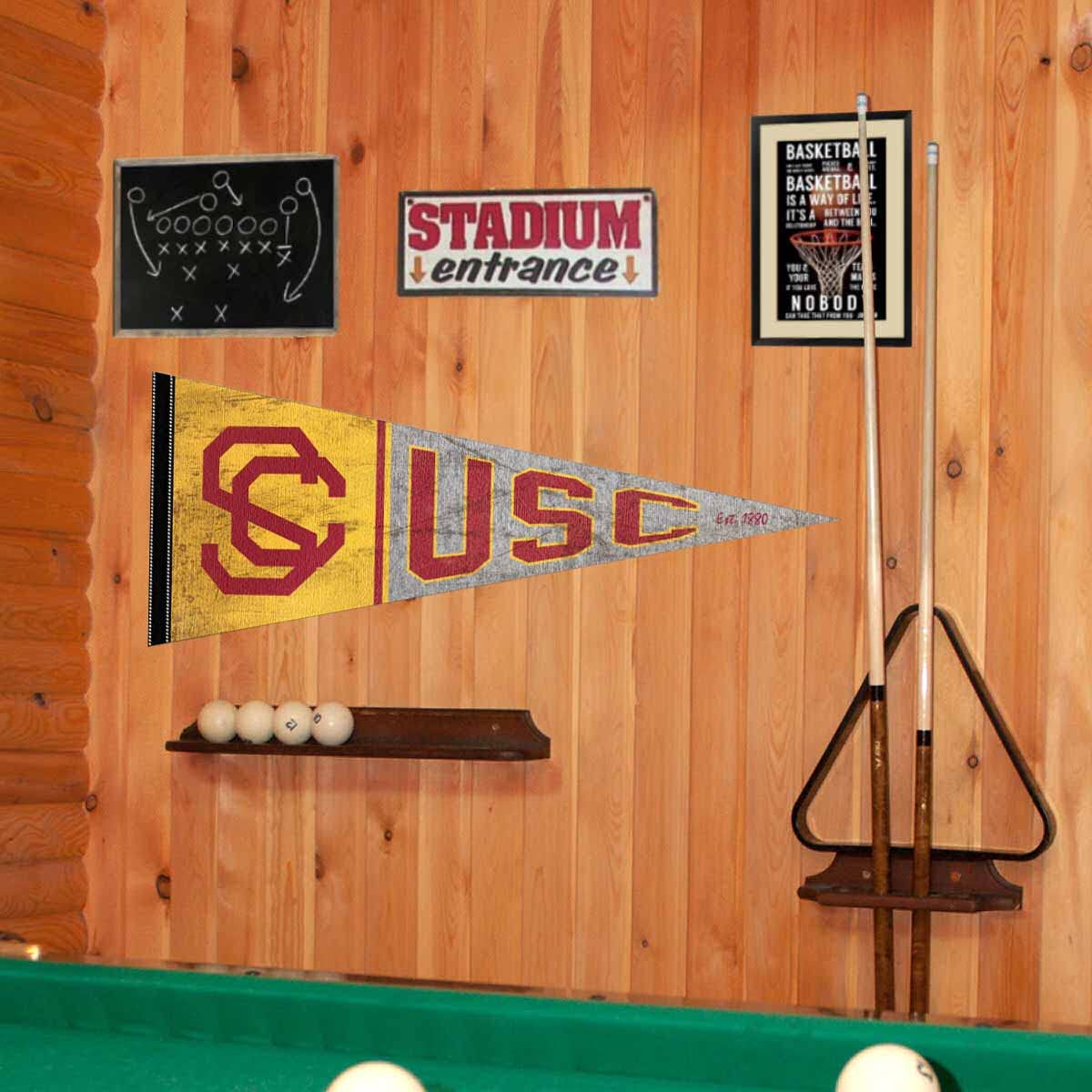 USC Trojans Pennant Throwback Vintage Banner - Sports Collectibles, Sports Memorabilia, Sports Fan Shop, Sports Gifts
