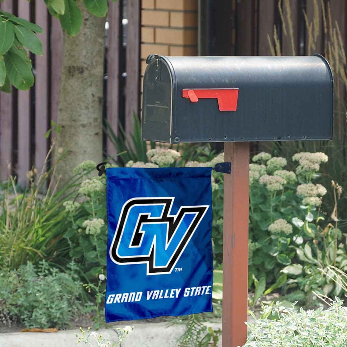 Grand Valley State University Garden Flag and Mailbox Post Pole Mount Holder Set - Sports Collectibles, Sports Memorabilia, Sports Fan Shop, Sports Gifts