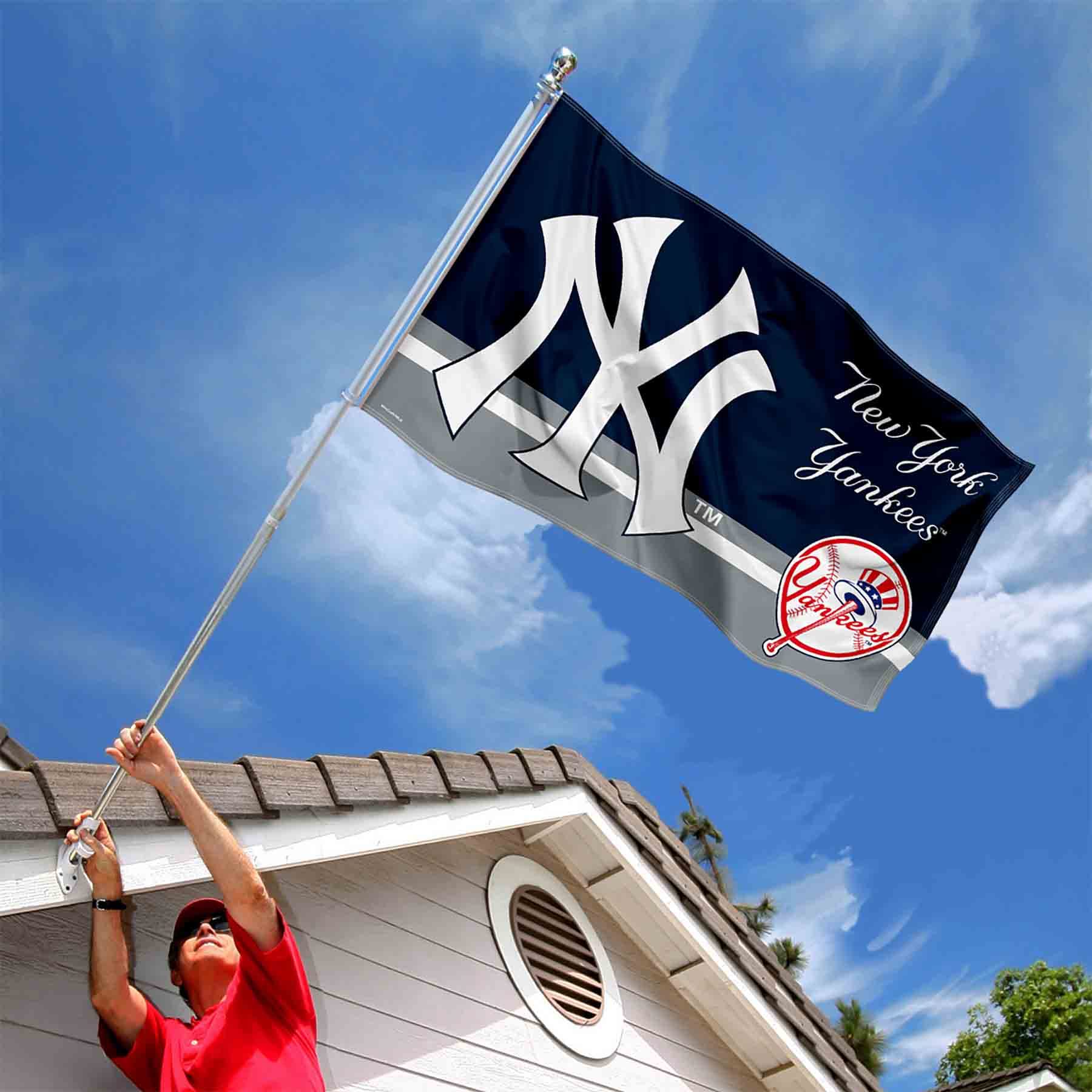 WinCraft NY Yankees Logo Insignia 3x5 Foot Grommet Banner Flag - Sports Collectibles, Sports Memorabilia, Sports Fan Shop, Sports Gifts