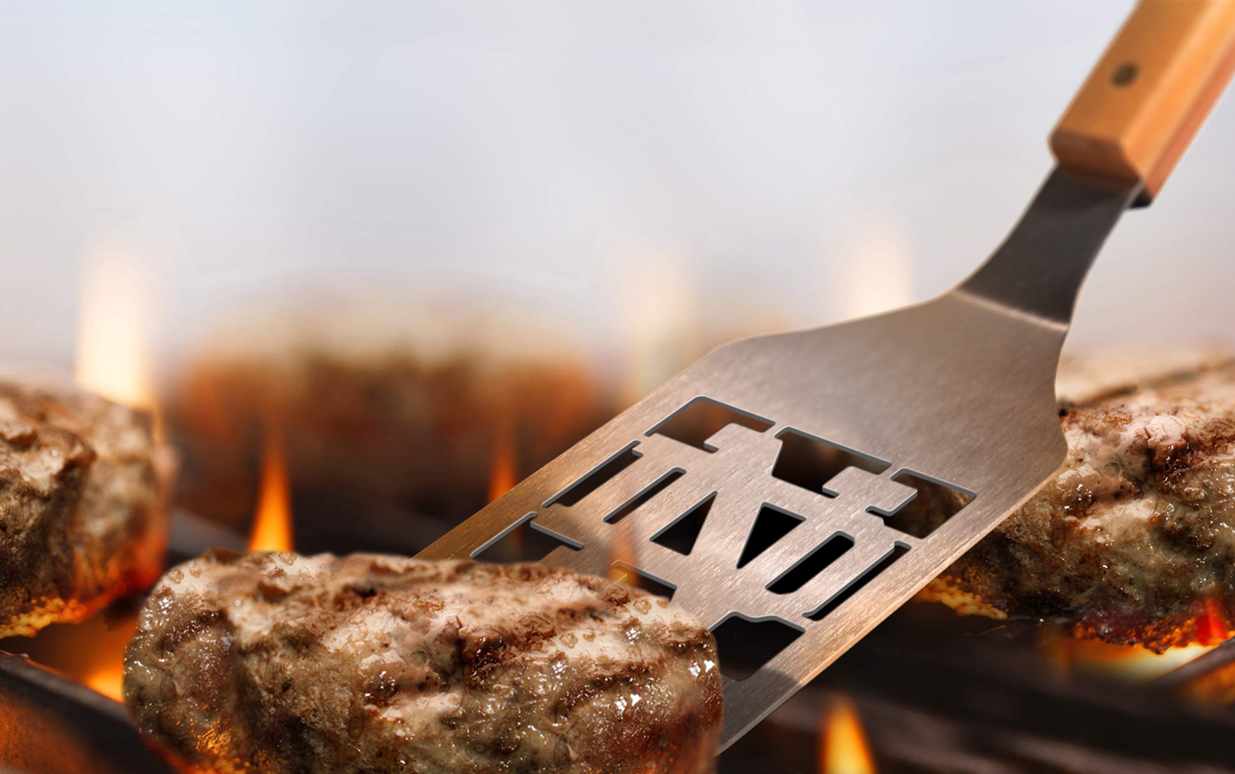 YouTheFan NCAA Notre Dame Fighting Irish Classic Series Sportula Stainless Steel Grilling Spatula, Notre Dame Fighting Irish, ND Logo , 18 1/2" x 4" - Sports Collectibles, Sports Memorabilia, Sports Fan Shop, Sports Gifts