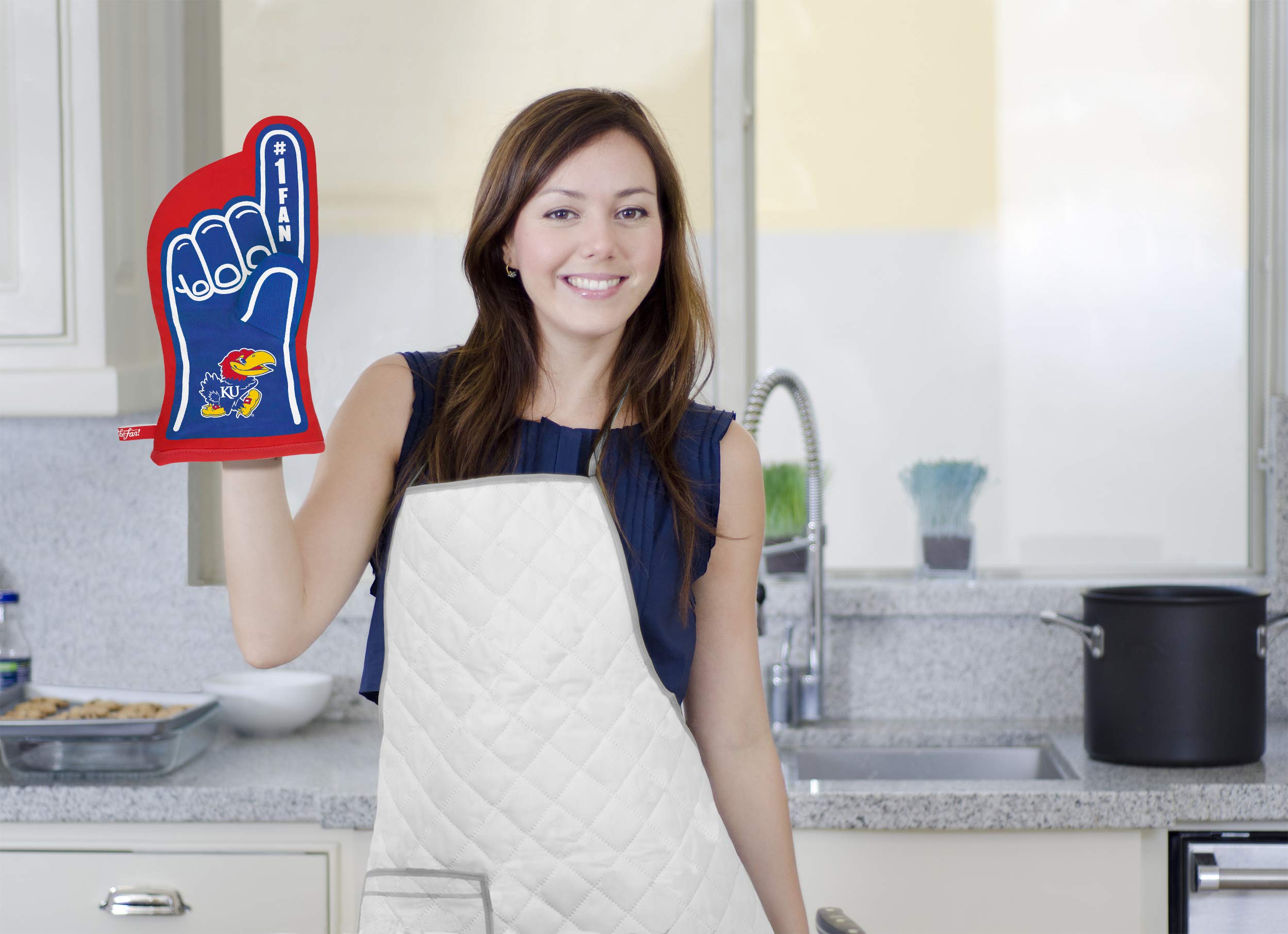 YouTheFan NCAA Kansas Jayhawks #1 Oven Mitt - Sports Collectibles, Sports Memorabilia, Sports Fan Shop, Sports Gifts