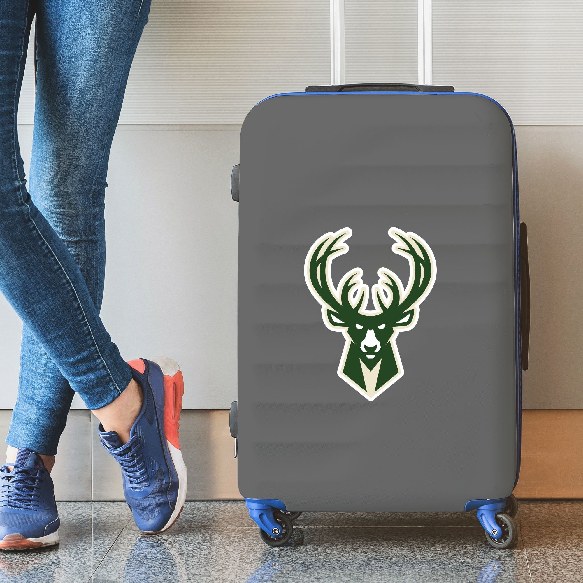 NBA - Milwaukee Bucks Large Decal - Sports Gifts, Sports Memorabilia, Sports Collectibles, Fan Shop