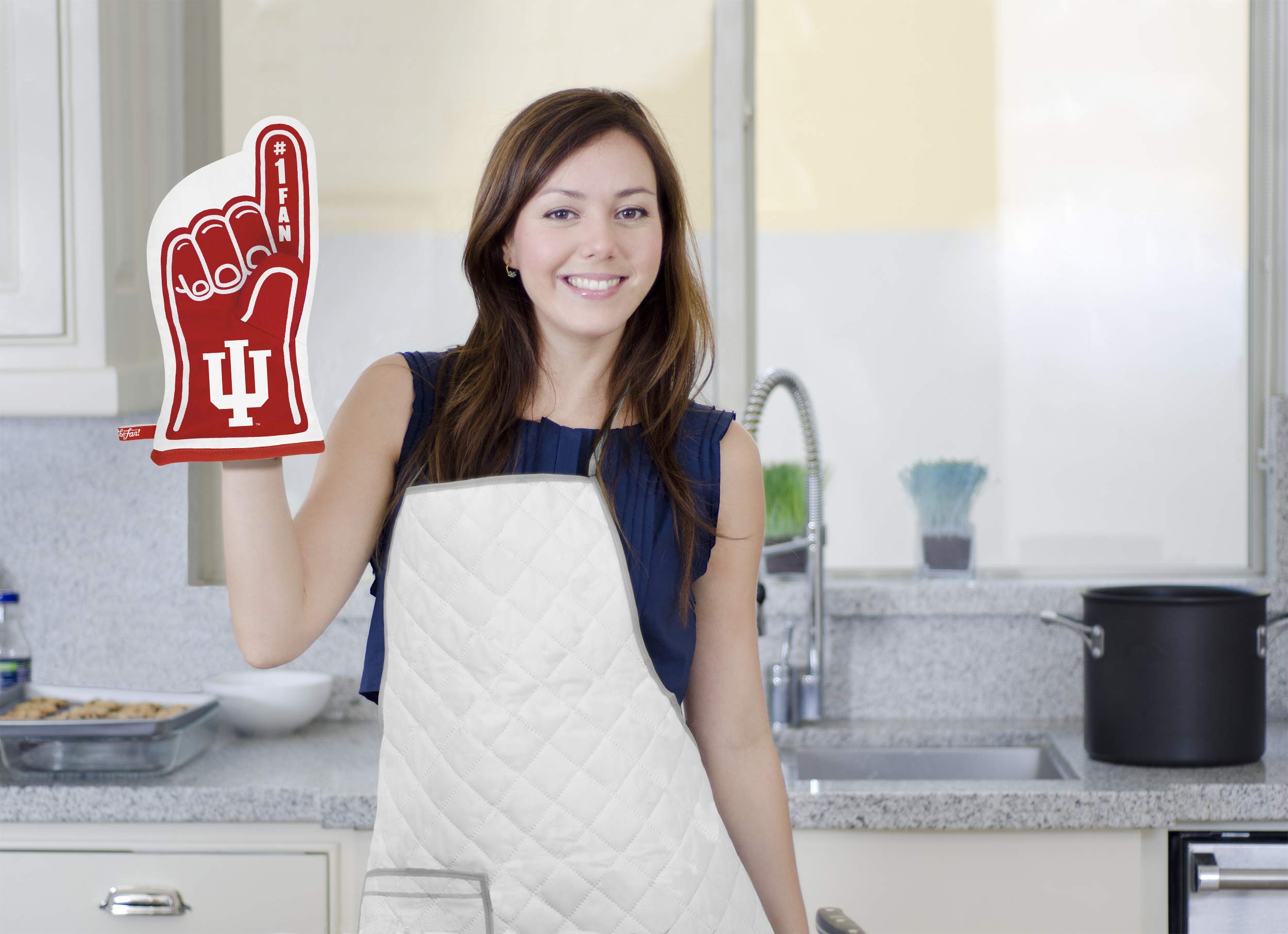 YouTheFan NCAA Indiana Hoosiers #1 Oven Mitt - Sports Collectibles, Sports Memorabilia, Sports Fan Shop, Sports Gifts