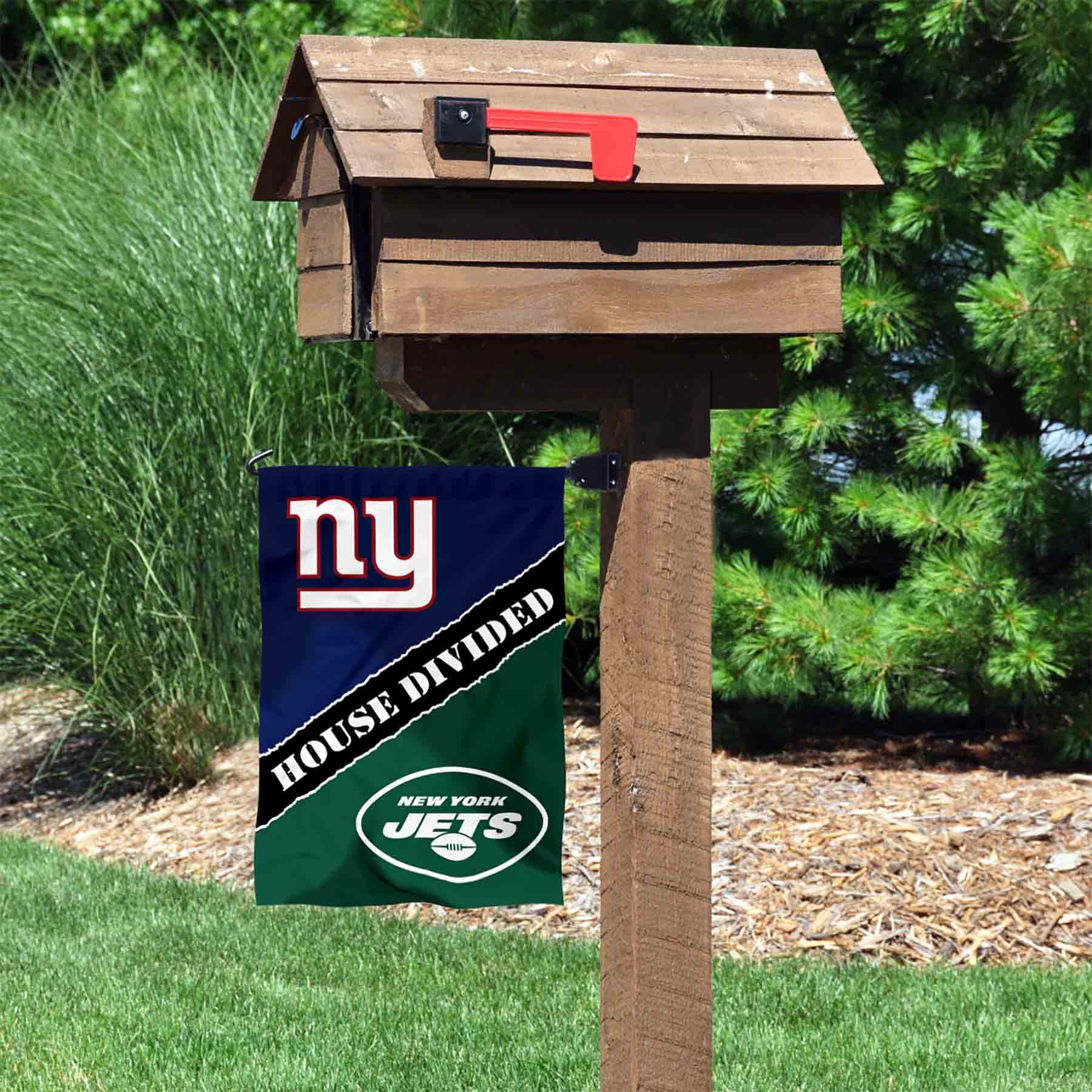 WinCraft House Divided Giants and Jets Double Sided Garden Flag - Sports Collectibles, Sports Memorabilia, Sports Fan Shop, Sports Gifts