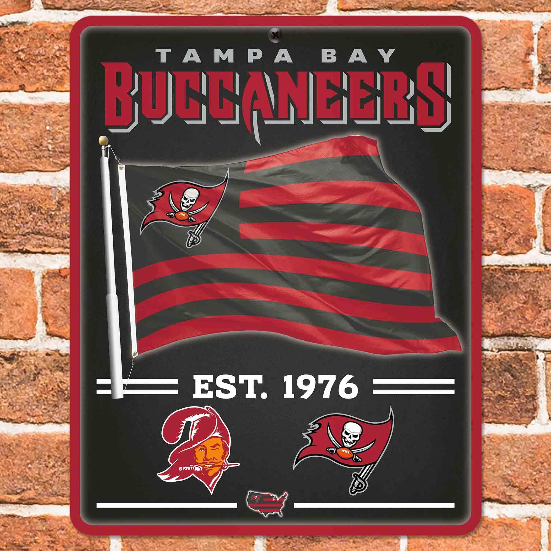 WinCraft Tampa Bay Buccaneers Americana Banner Flag Sign - Sports Collectibles, Sports Memorabilia, Sports Fan Shop, Sports Gifts