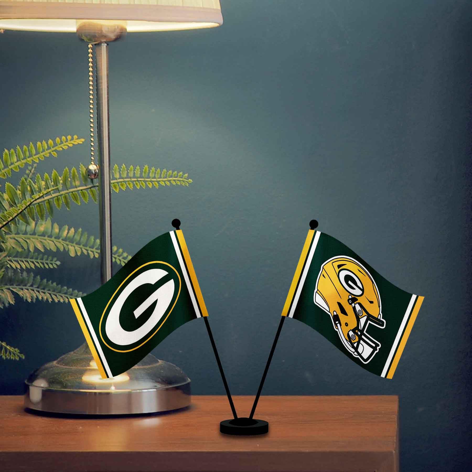 WinCraft Green Bay Packers Desk and Table Top Flags - Sports Collectibles, Sports Memorabilia, Sports Fan Shop, Sports Gifts