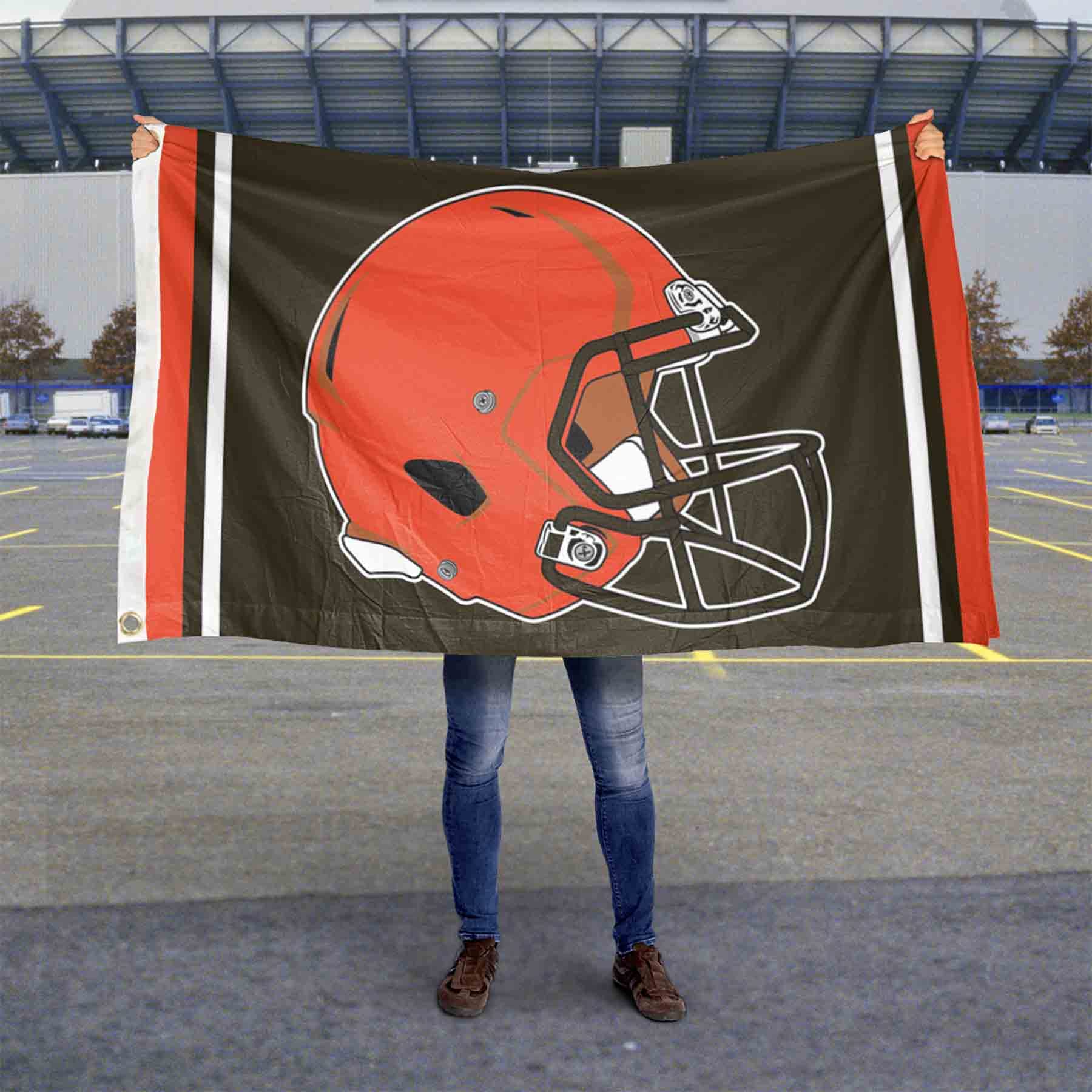 WinCraft Cleveland Browns New Helmet Grommet Pole Flag - Sports Collectibles, Sports Memorabilia, Sports Fan Shop, Sports Gifts