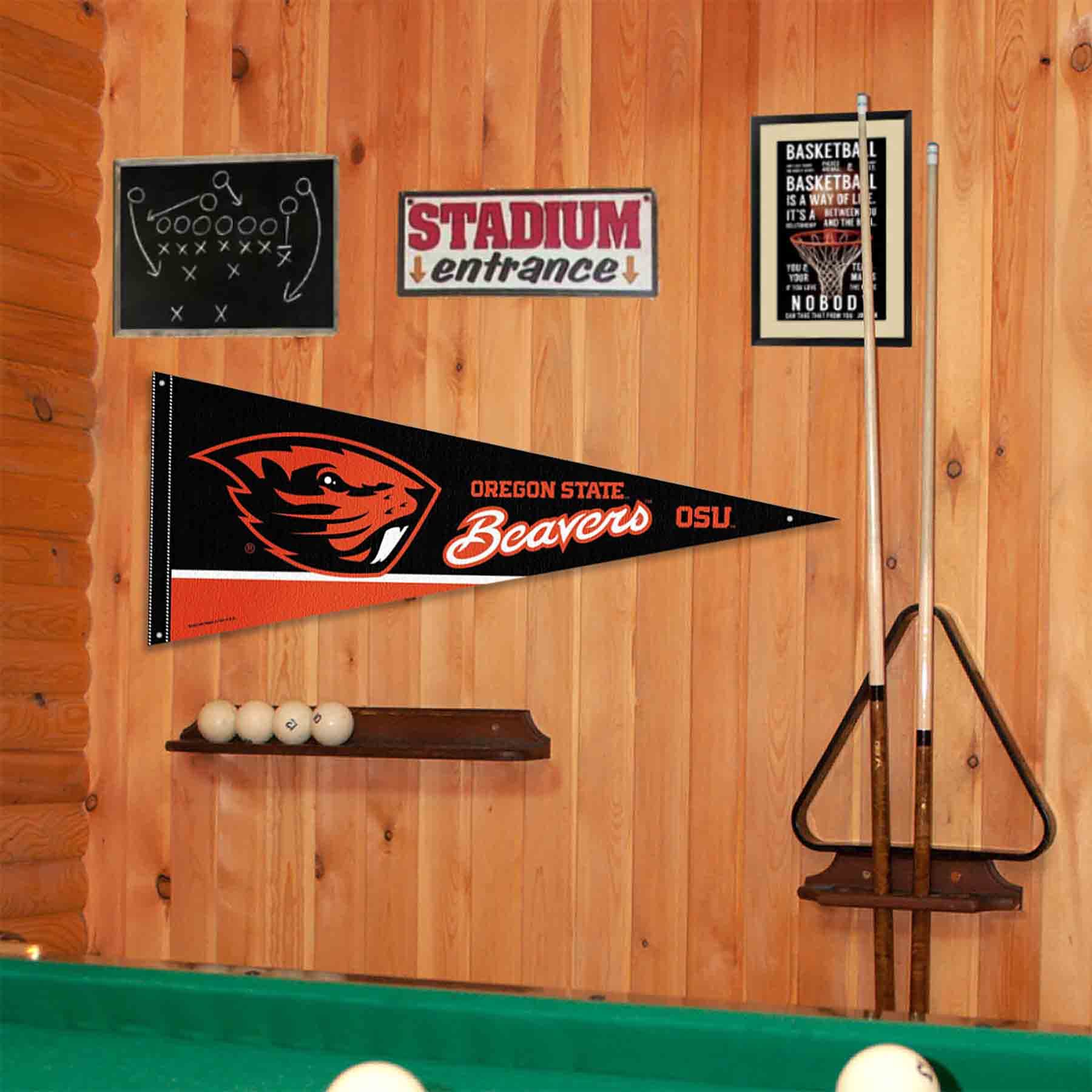 College Flags & Banners Co. Oregon State Beavers Beaver Logo Pennant Flag and Wall Tack Mount Pads - Sports Collectibles, Sports Memorabilia, Sports Fan Shop, Sports Gifts