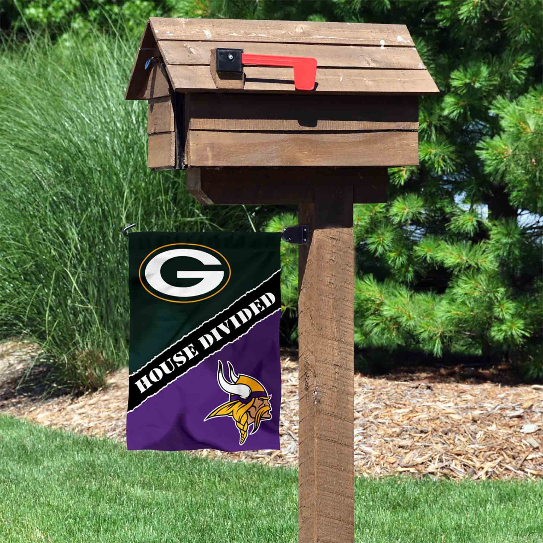 WinCraft House Divided Packers and Vikings Double Sided Garden Flag - Sports Collectibles, Sports Memorabilia, Sports Fan Shop, Sports Gifts