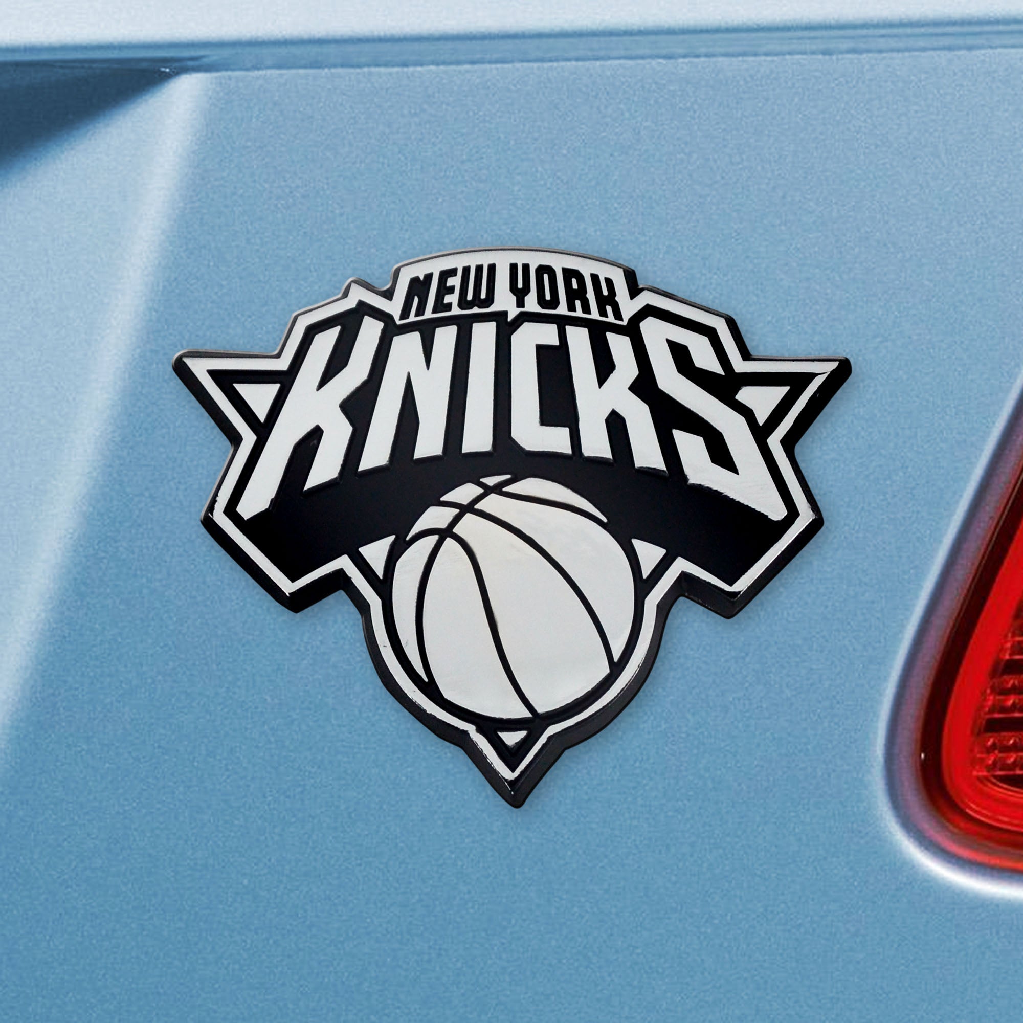 NBA - New York Knicks Chrome Emblem - Sports Gifts, Sports Memorabilia, Sports Collectibles, Fan Shop
