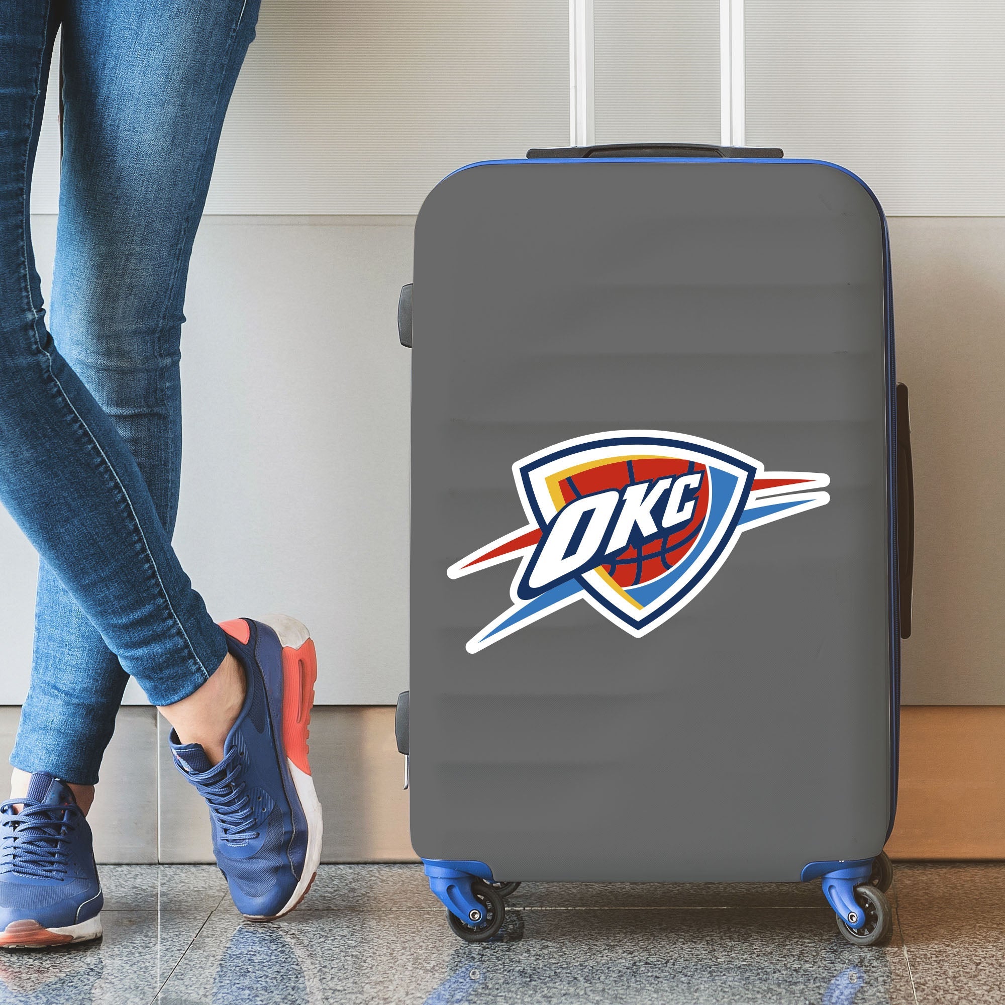 NBA - Oklahoma City Thunder Large Decal - Sports Gifts, Sports Memorabilia, Sports Collectibles, Fan Shop