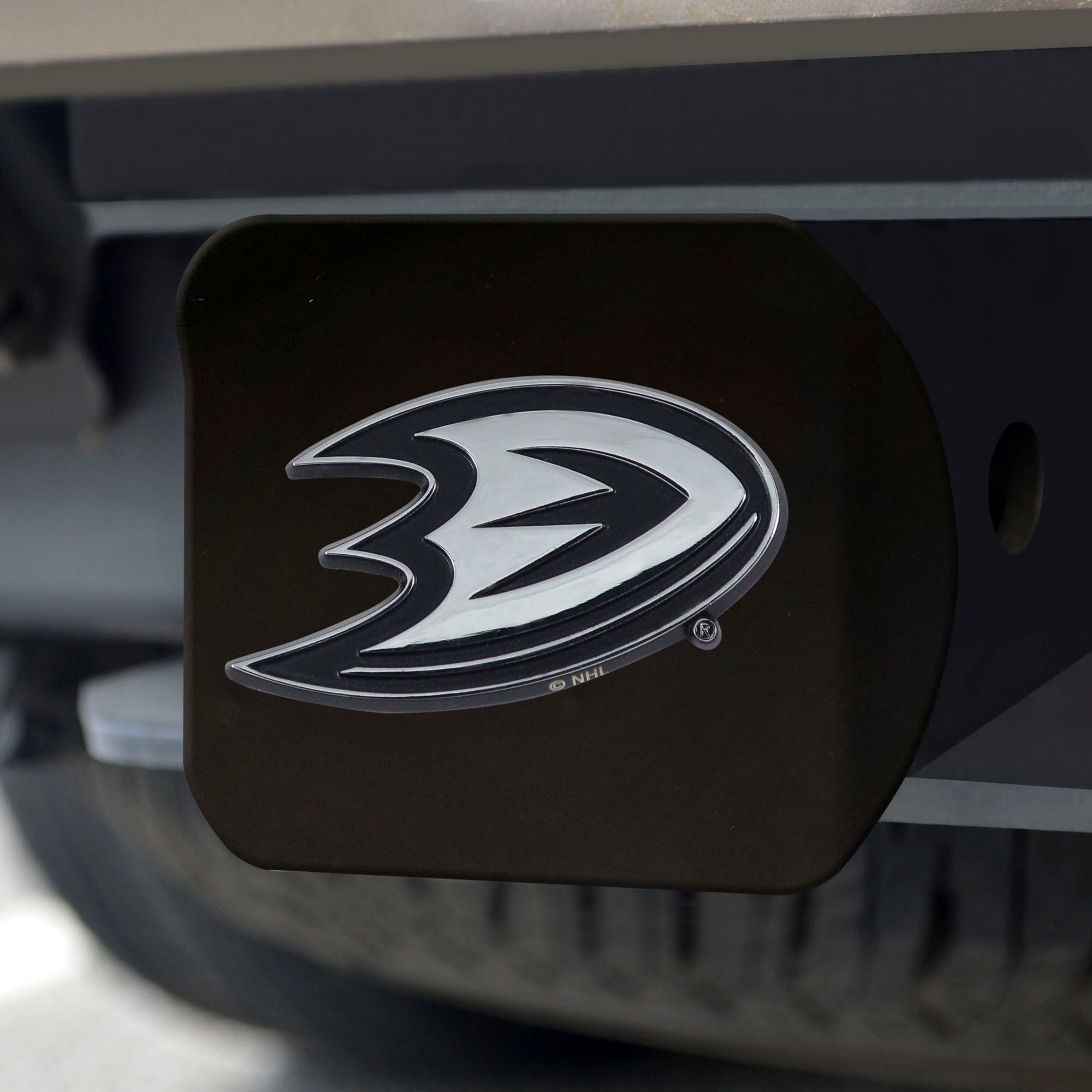 NHL - Anaheim Ducks Chrome on Black Hitch Cover - Sports Gifts, Sports Memorabilia, Sports Collectibles, Fan Shop