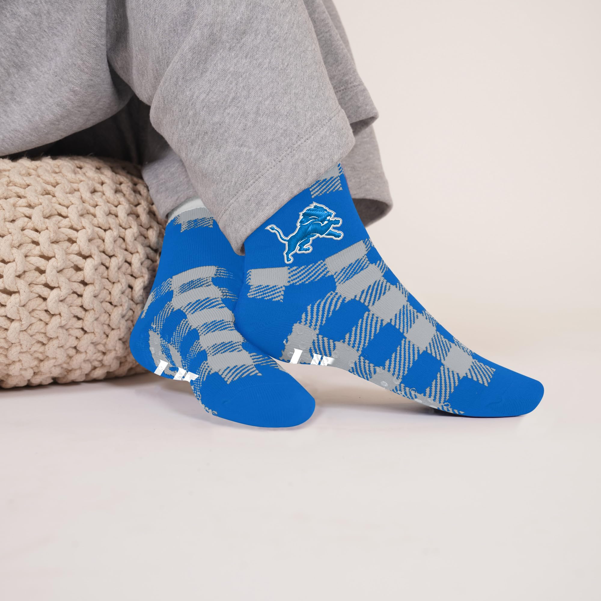 For Bare Feet NFL DETROIT LIONS Cozy Buff Plush Cabin Sock Team Color OSFM - Sports Gifts, Sports Memorabilia, Sports Collectibles, Fan Shop
