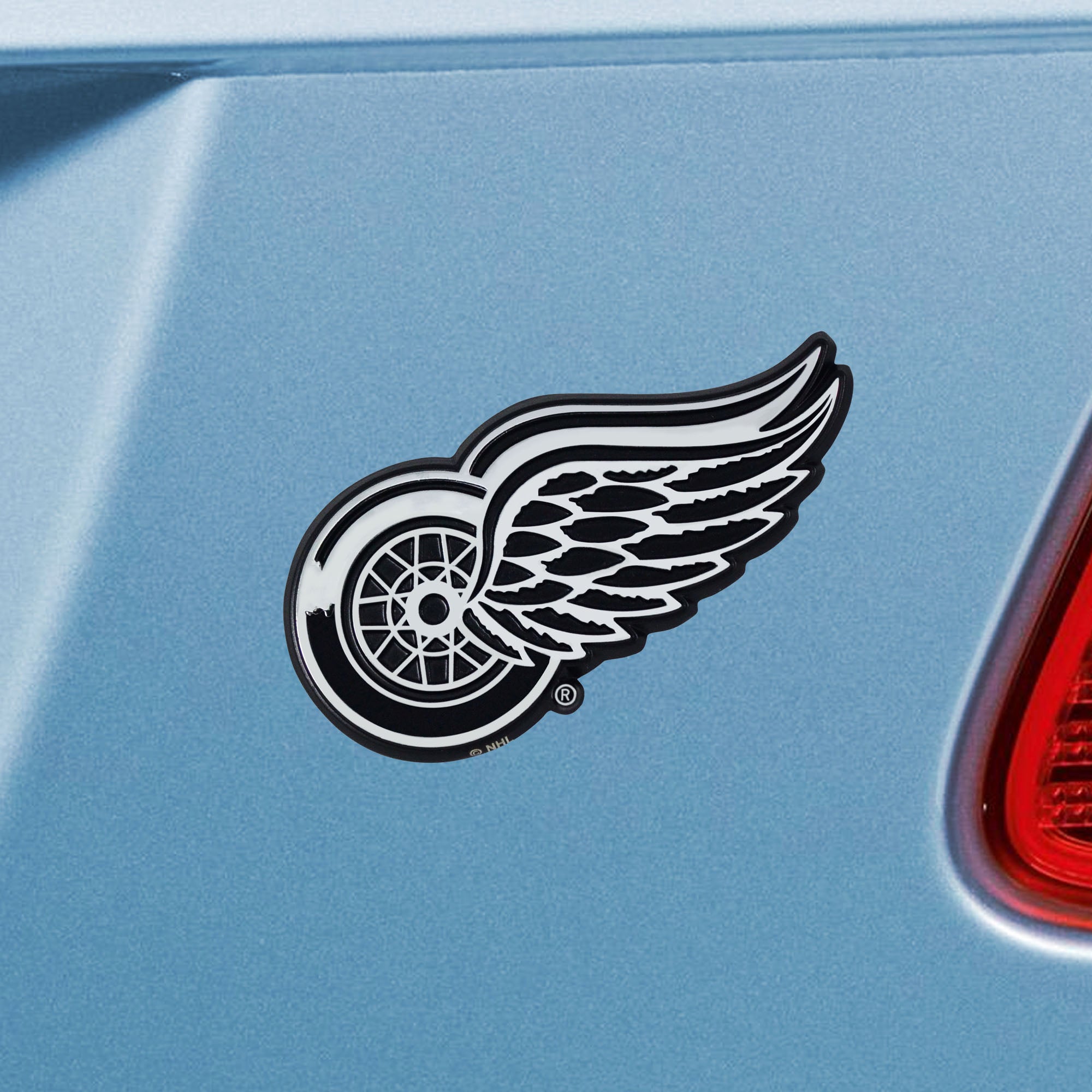 NHL - Detroit Red Wings Chrome Emblem - Sports Gifts, Sports Memorabilia, Sports Collectibles, Fan Shop