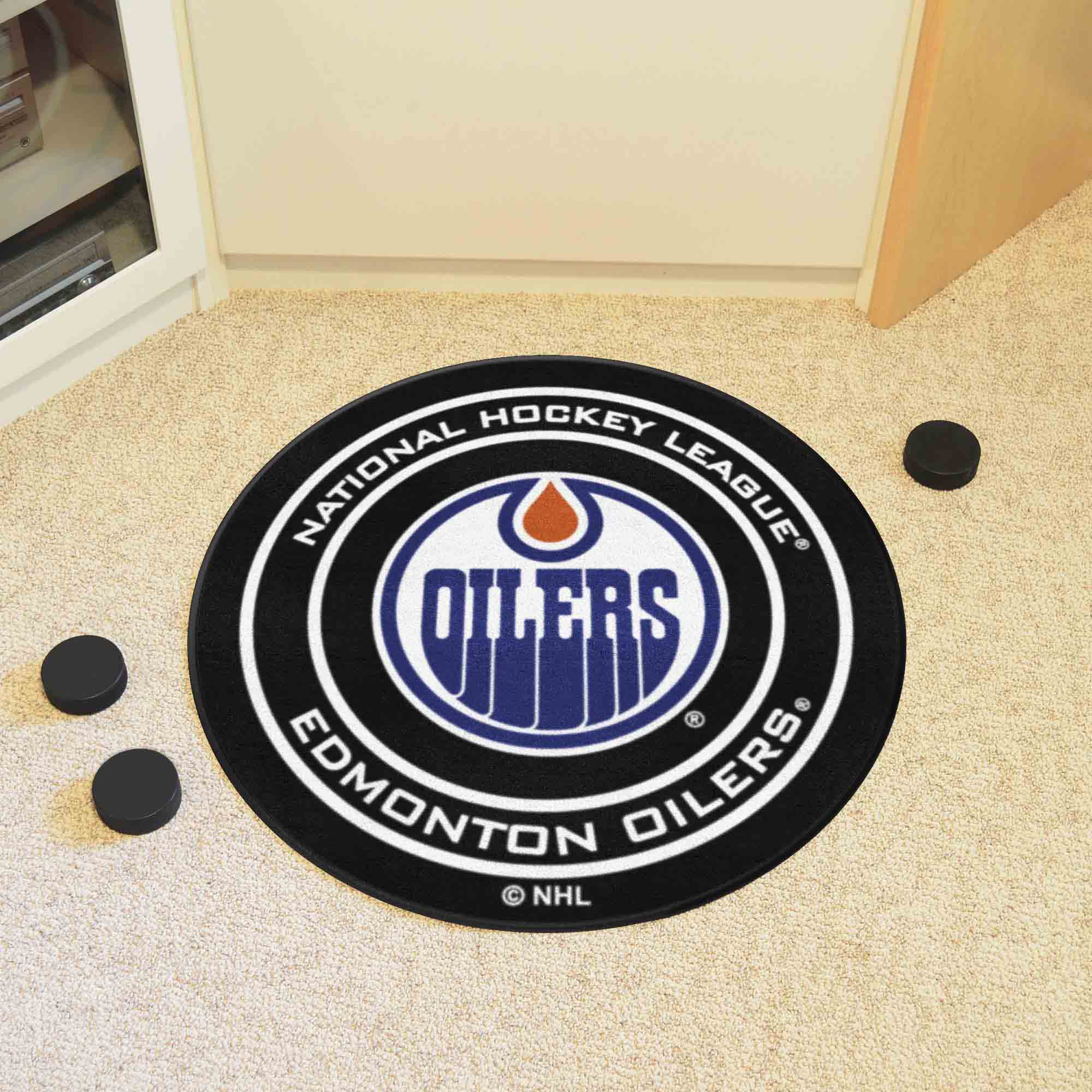 NHL - Edmonton Oilers Puck Mat - Sports Gifts, Sports Memorabilia, Sports Collectibles, Fan Shop