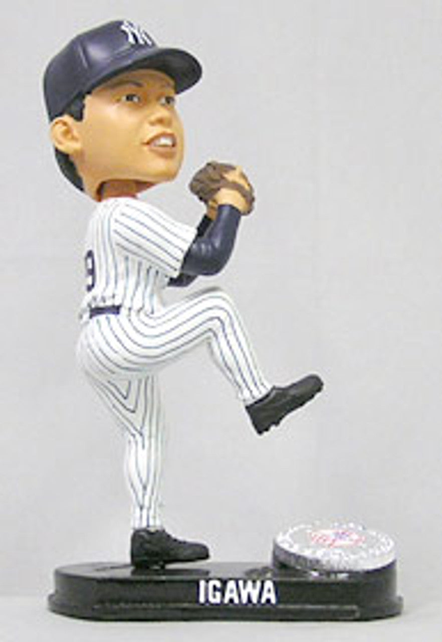 New York Yankees Kei Igawa Forever Collectibles Blatinum Bobblehead (Home) - Sports Collectibles, Sports Memorabilia, Sports Fan Shop, Sports Gifts