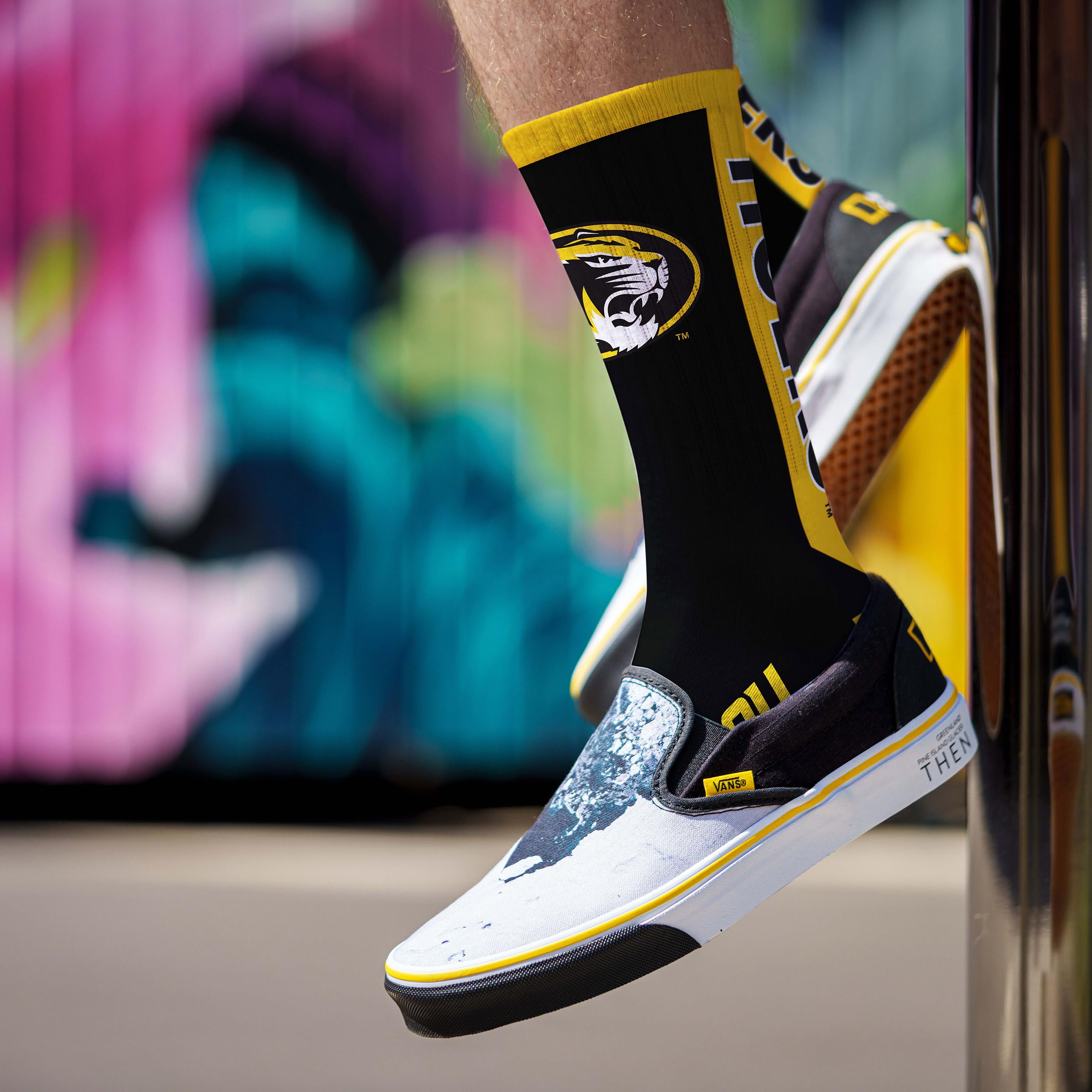 For Bare Feet NCAA MISSOURI TIGERS MVP Crew Sock Team Color Large - Sports Gifts, Sports Memorabilia, Sports Collectibles, Fan Shop