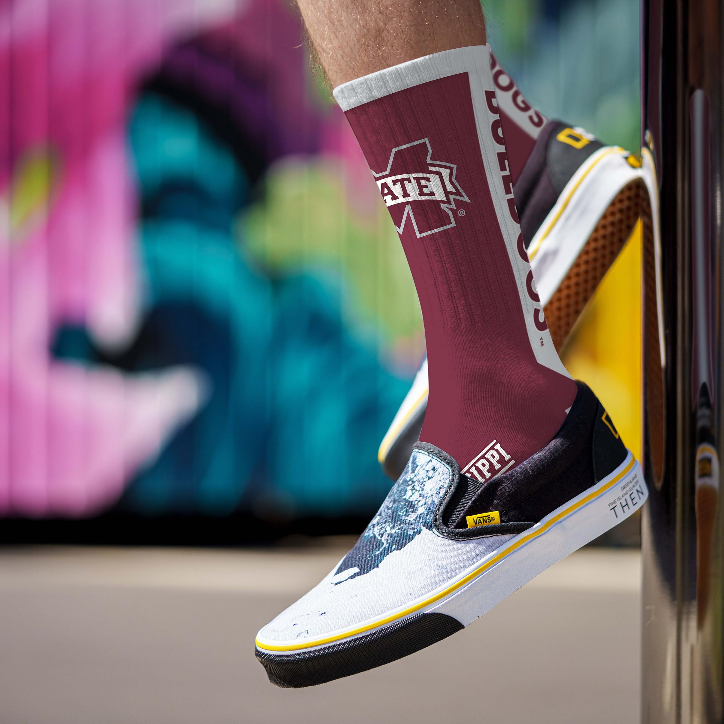 For Bare Feet NCAA MISSISSIPPI STATE BULLDOGS MVP Crew Sock Team Color Large - Sports Gifts, Sports Memorabilia, Sports Collectibles, Fan Shop