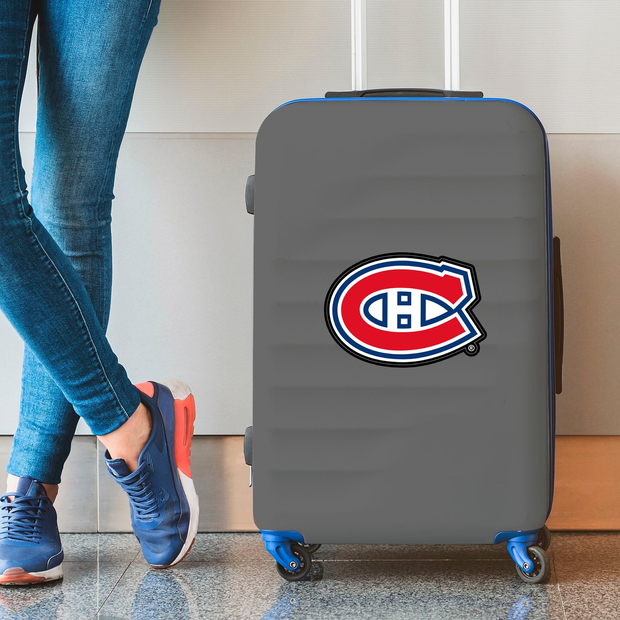 NHL - Montreal Canadiens Large Decal - Sports Gifts, Sports Memorabilia, Sports Collectibles, Fan Shop