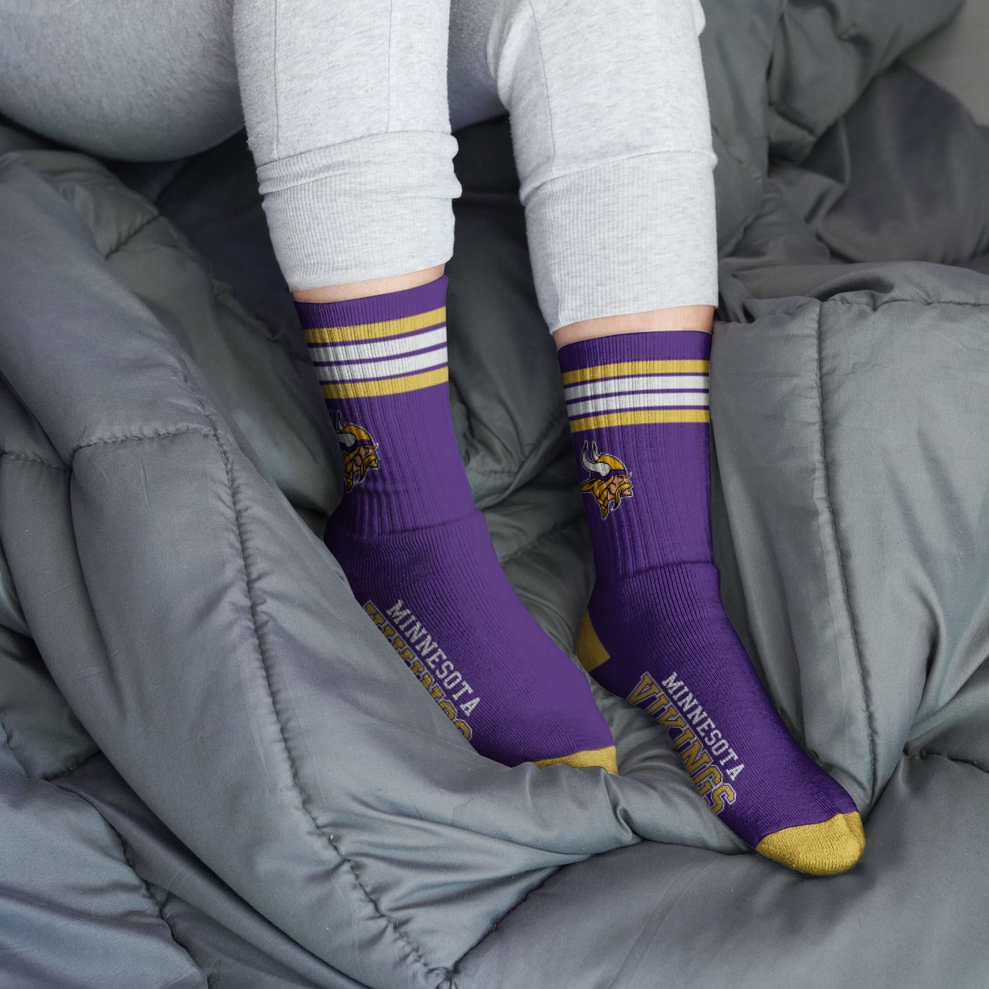 For Bare Feet NFL Youth 4 Stripe Deuce Crew Sock, Minnesota Vikings, One Size - Sports Gifts, Sports Memorabilia, Sports Collectibles, Fan Shop