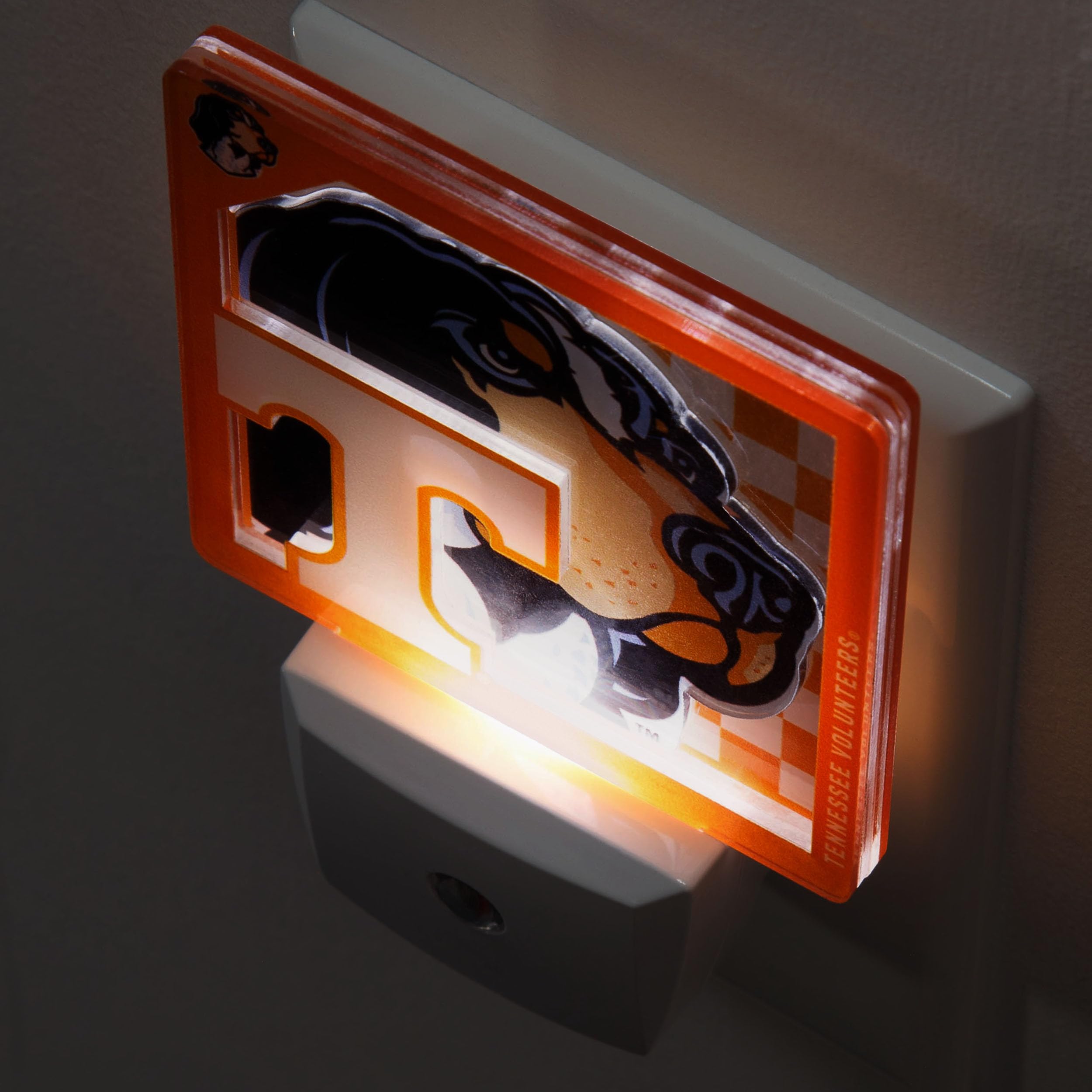 YouTheFan NCAA Tennessee Volunteers Logo Series Nite Light - Sports Collectibles, Sports Memorabilia, Sports Fan Shop, Sports Gifts
