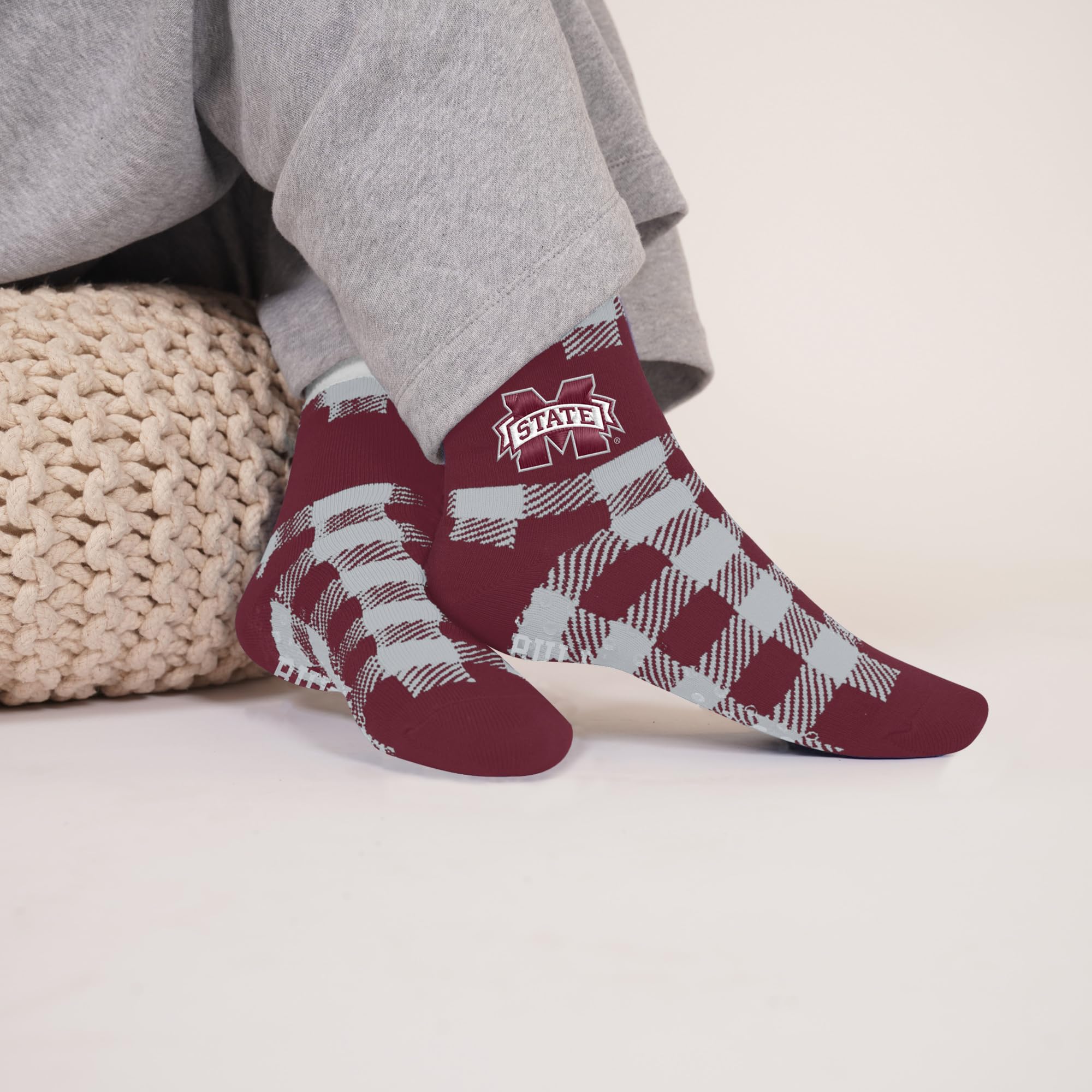 For Bare Feet NCAA MISSISSIPPI STATE BULLDOGS Cozy Buff Plush Cabin Sock Team Color OSFM - Sports Gifts, Sports Memorabilia, Sports Collectibles, Fan Shop