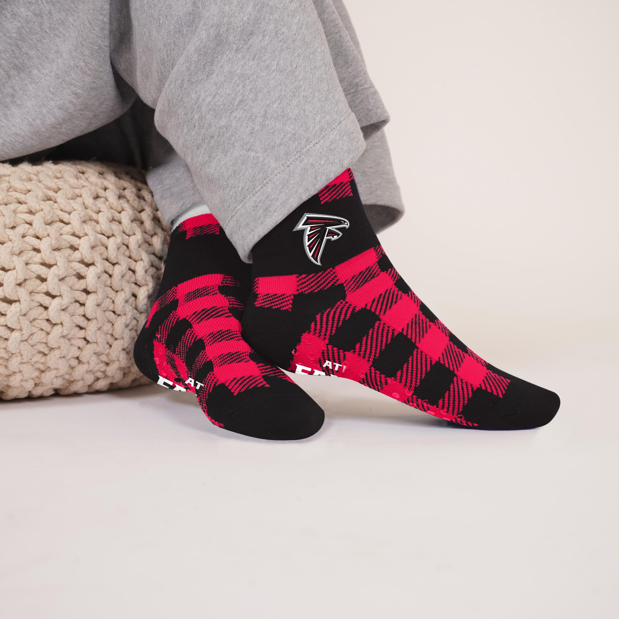 For Bare Feet NFL ATLANTA FALCONS Cozy Buff Plush Cabin Sock Team Color OSFM - Sports Gifts, Sports Memorabilia, Sports Collectibles, Fan Shop
