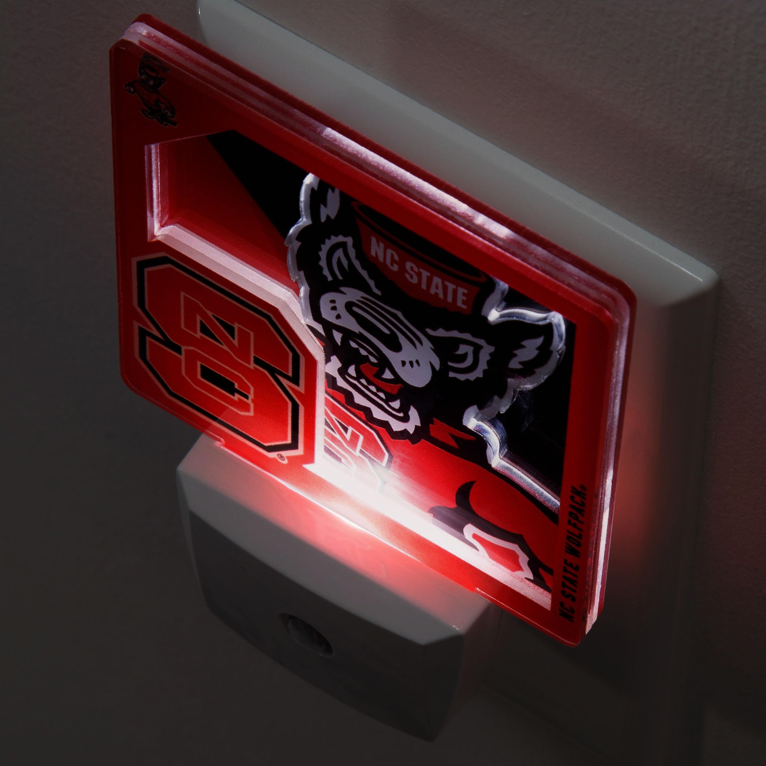 YouTheFan NCAA NC State Wolfpack Logo Series Nite Light - Sports Collectibles, Sports Memorabilia, Sports Fan Shop, Sports Gifts
