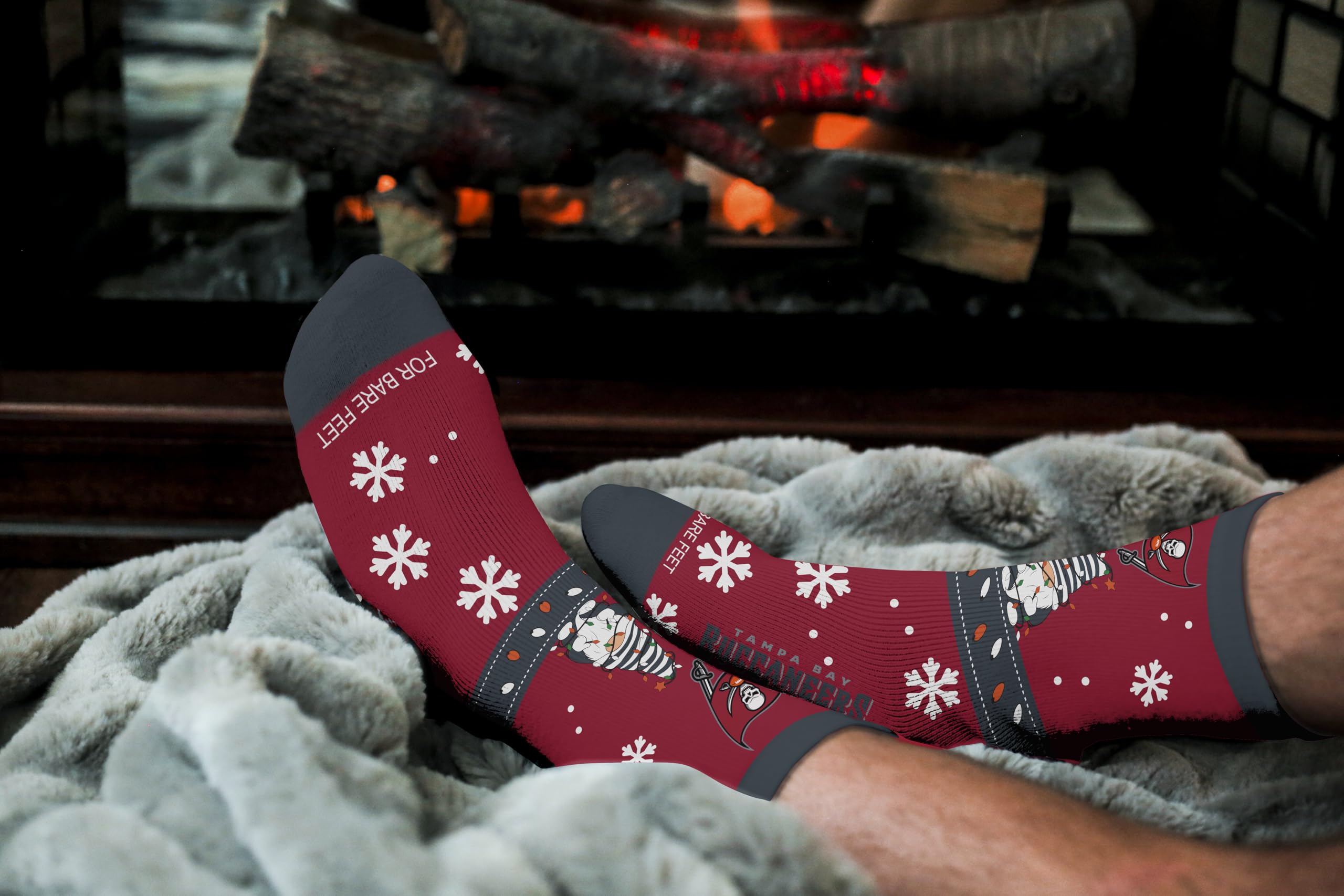 For Bare Feet NFL TAMPA BAY BUCCANEERS Holiday Sweater Gnome Team Colors Large - Sports Gifts, Sports Memorabilia, Sports Collectibles, Fan Shop