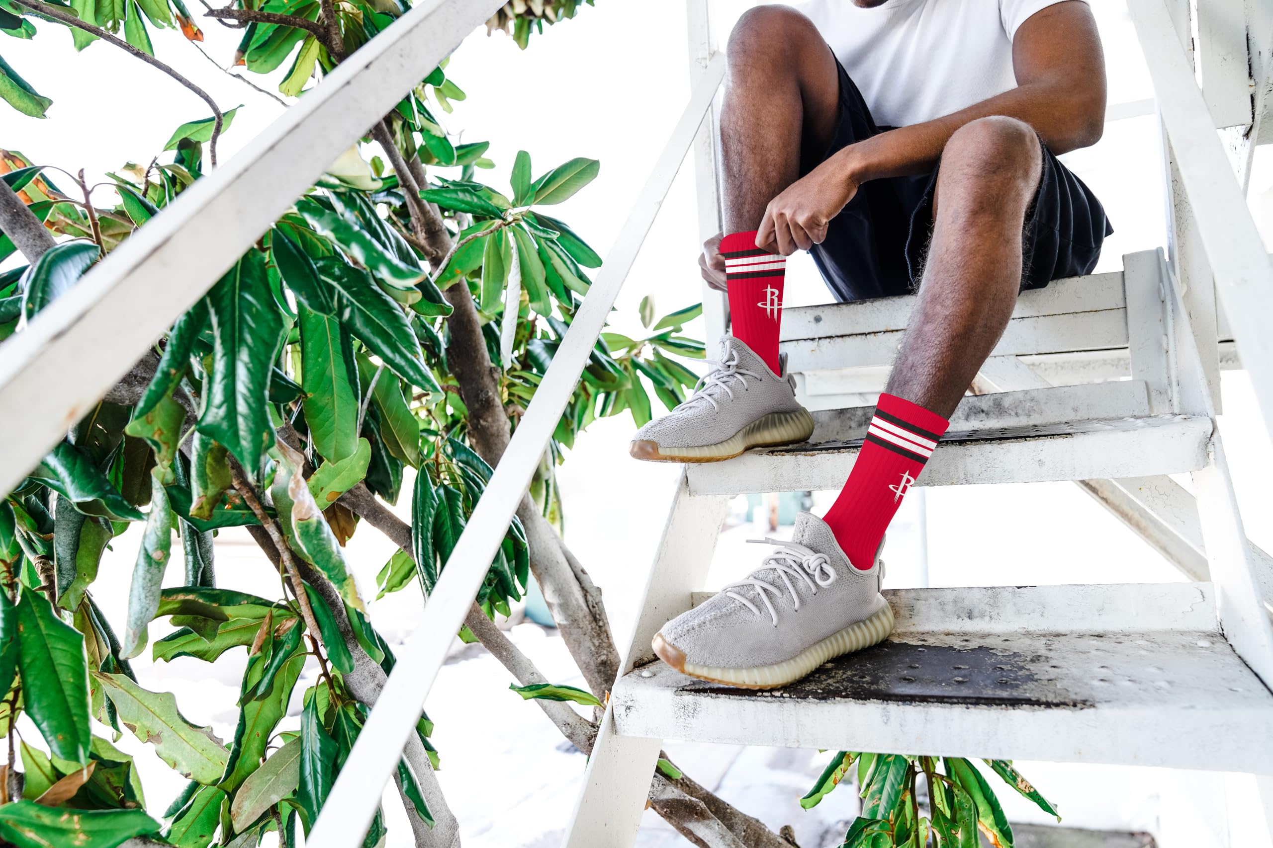 For Bare Feet NBA HOUSTON ROCKETS 4 Stripe Deuce Crew Sock Team Color YOUTH