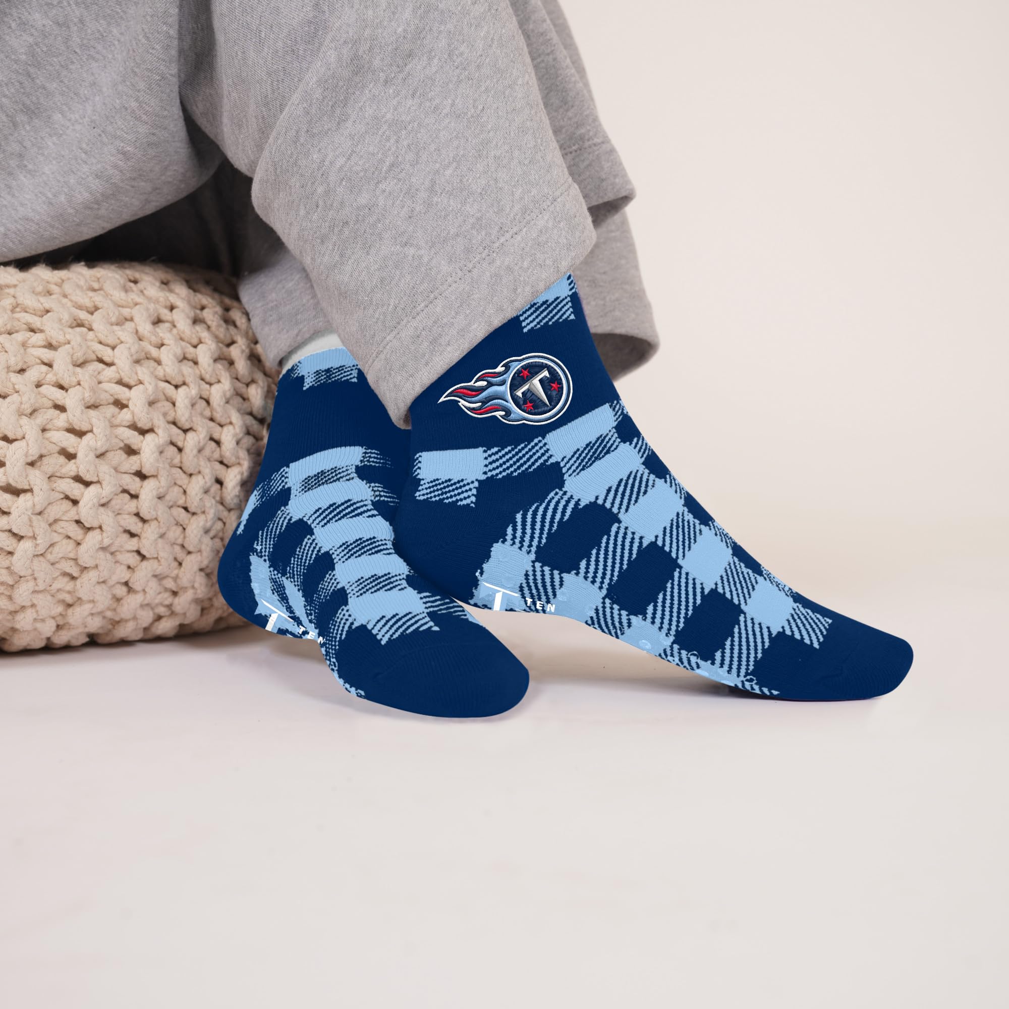 For Bare Feet NFL TENNESSEE TITANS Cozy Buff Plush Cabin Sock Team Color OSFM - Sports Gifts, Sports Memorabilia, Sports Collectibles, Fan Shop