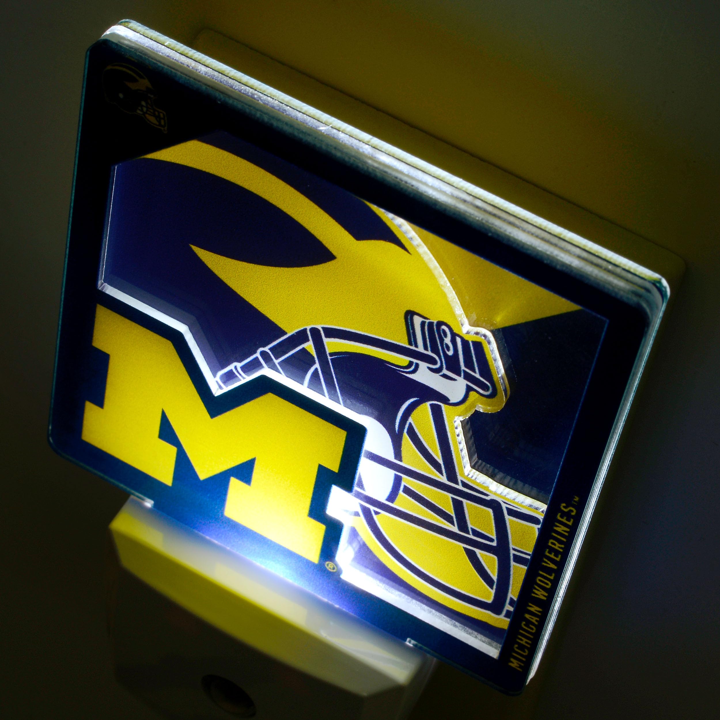 YouTheFan NCAA Michigan Wolverines Logo Series Nite Light - Sports Collectibles, Sports Memorabilia, Sports Fan Shop, Sports Gifts