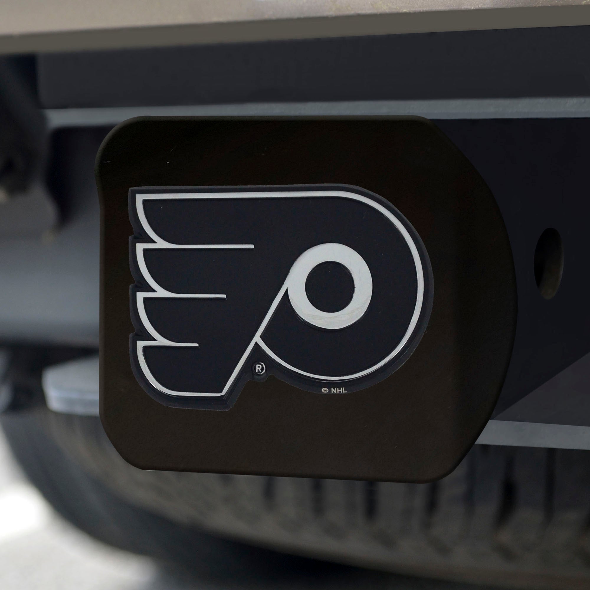 NHL - Philadelphia Flyers Chrome on Black Hitch Cover - Sports Gifts, Sports Memorabilia, Sports Collectibles, Fan Shop