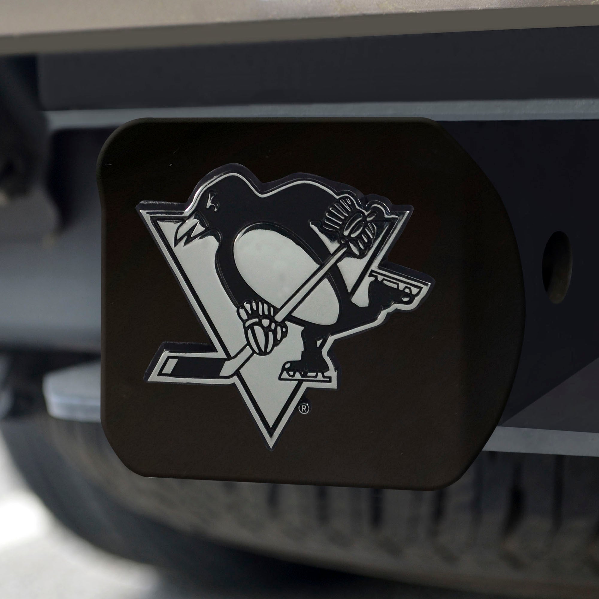 NHL - Pittsburgh Penguins Chrome on Black Hitch Cover - Sports Gifts, Sports Memorabilia, Sports Collectibles, Fan Shop