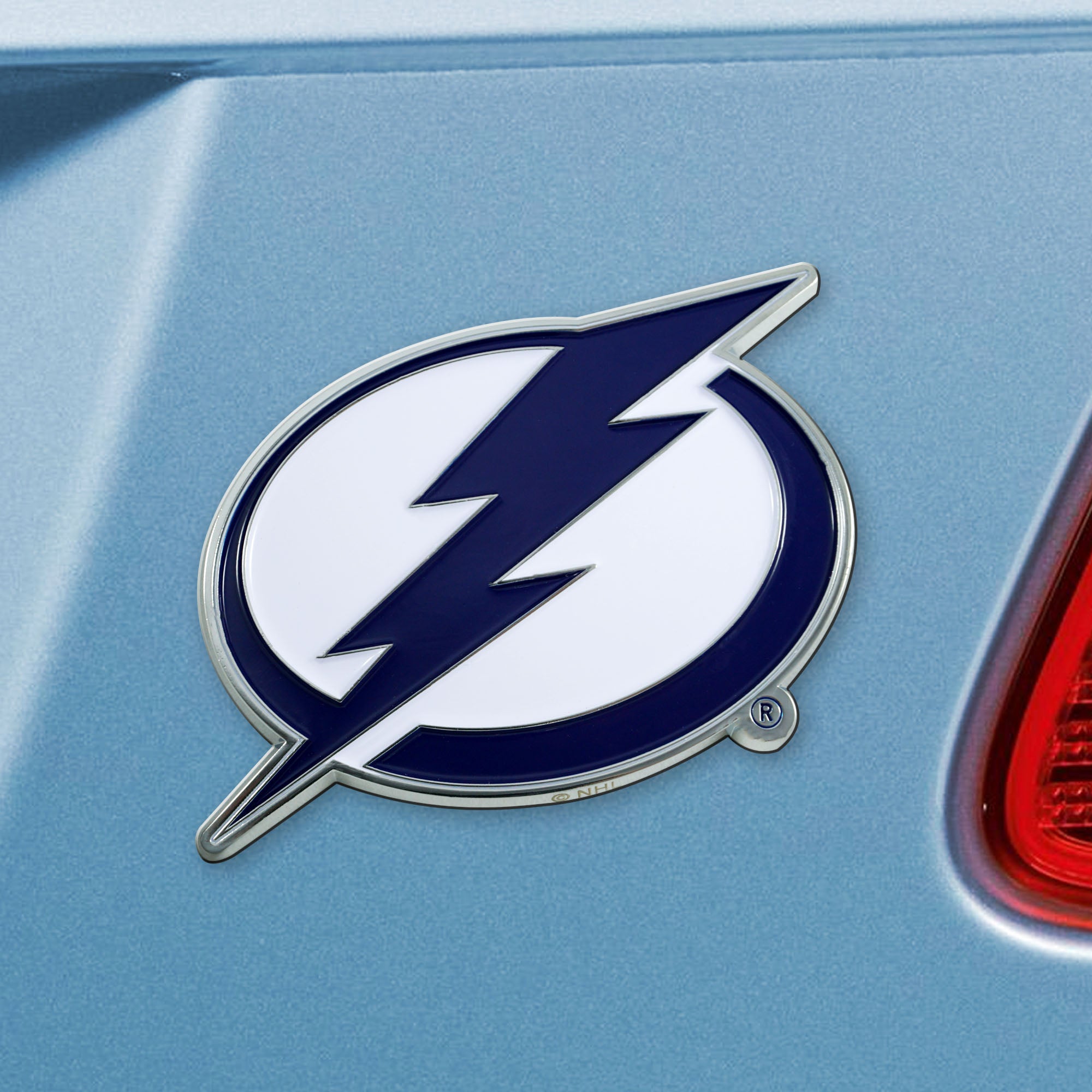 NHL - Tampa Bay Lightning Color Emblem - Sports Gifts, Sports Memorabilia, Sports Collectibles, Fan Shop
