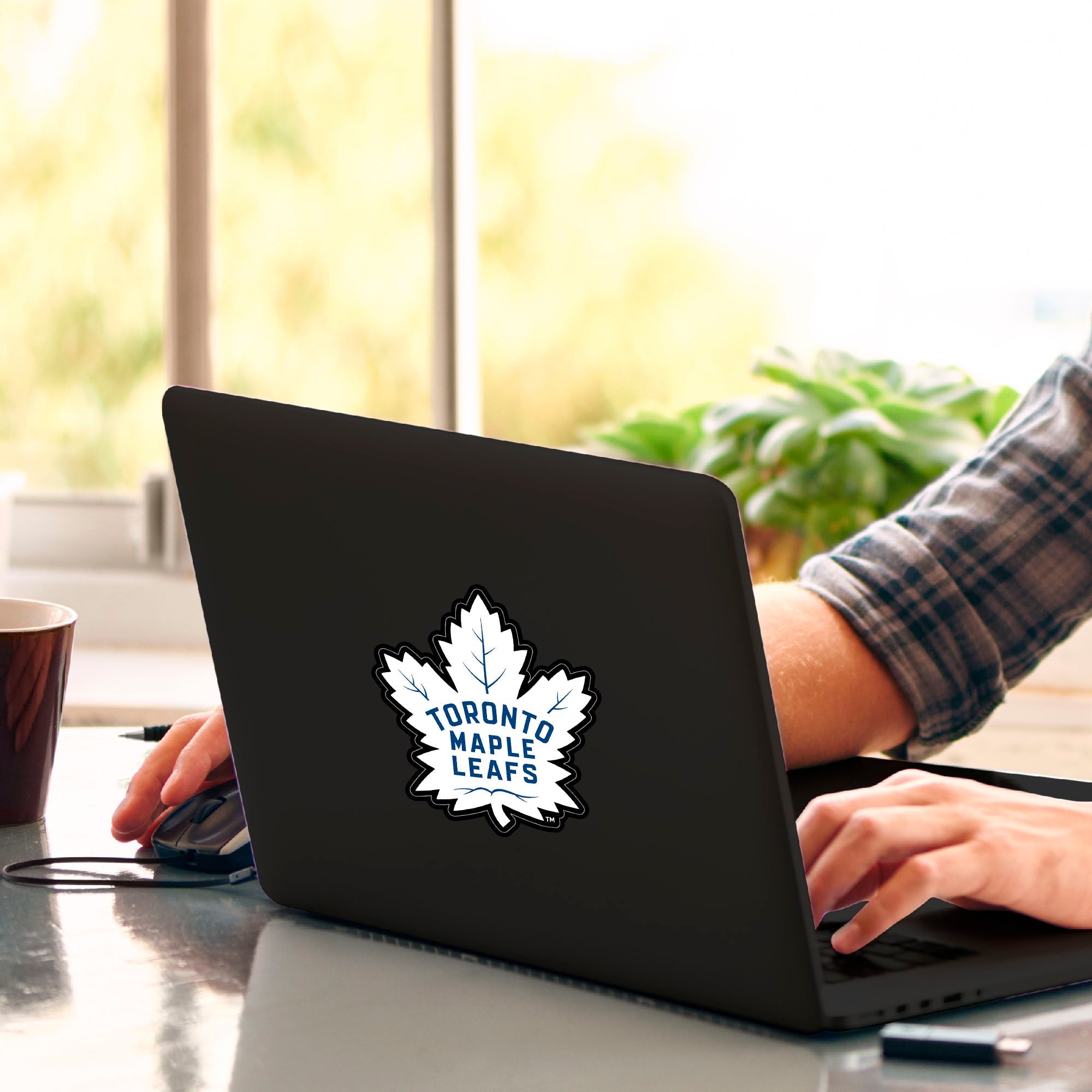 NHL - Toronto Maple Leafs Matte Decal - Sports Gifts, Sports Memorabilia, Sports Collectibles, Fan Shop