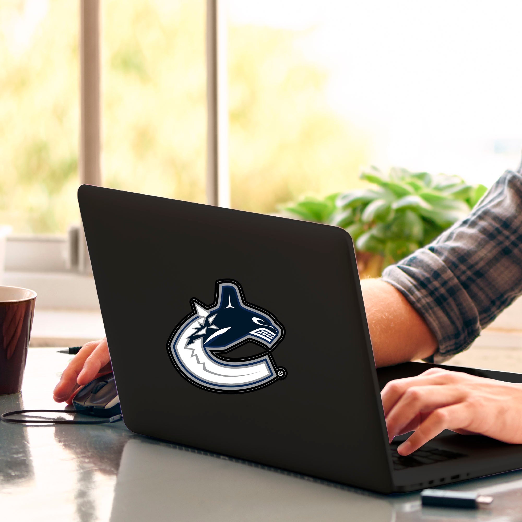 NHL - Vancouver Canucks Matte Decal - Sports Gifts, Sports Memorabilia, Sports Collectibles, Fan Shop