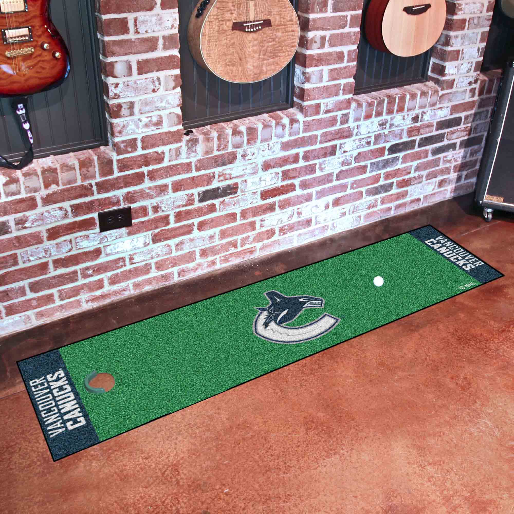 NHL - Vancouver Canucks Putting Green Mat - Sports Gifts, Sports Memorabilia, Sports Collectibles, Fan Shop
