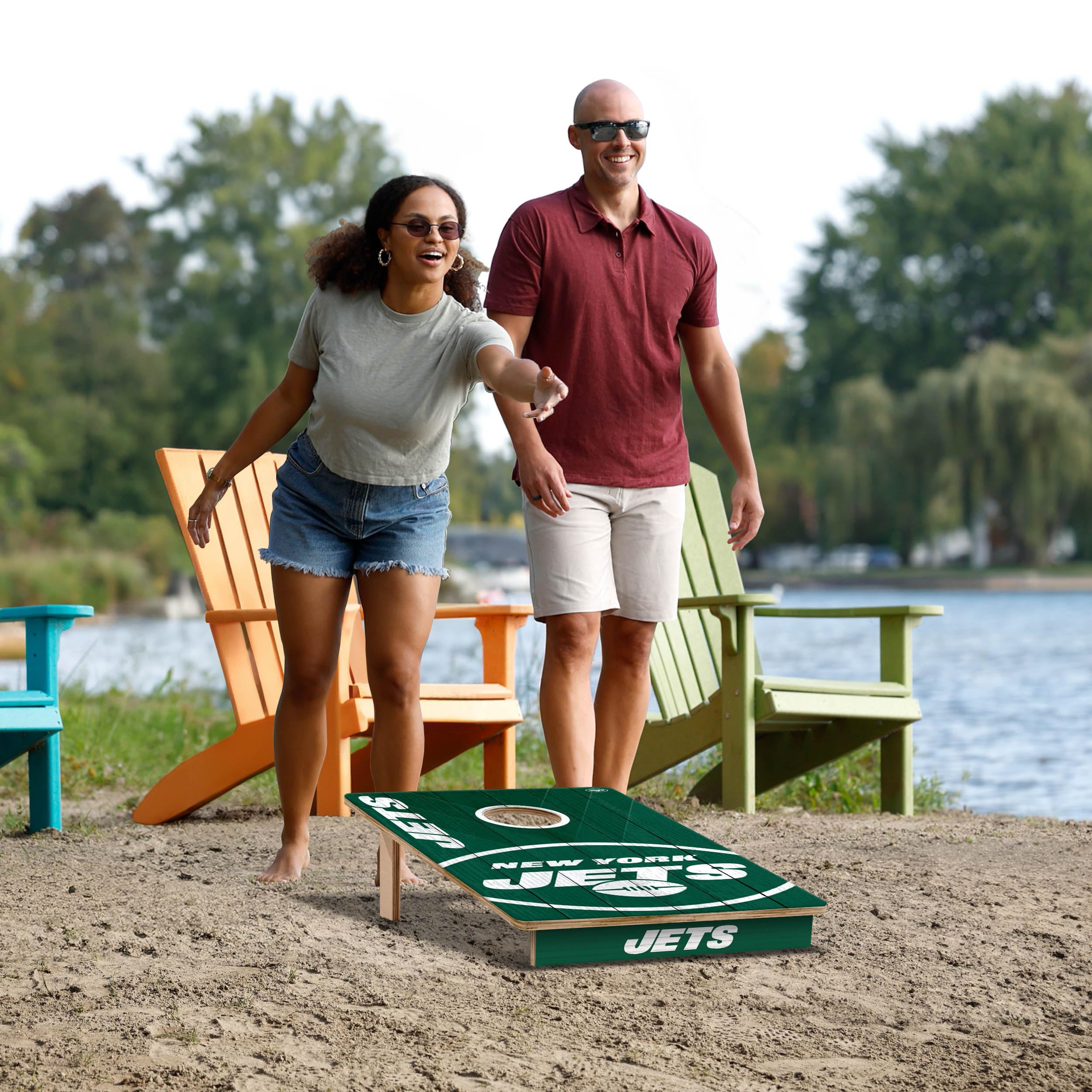 YouTheFan NFL New York Jets 2’ x 3’ Wood Cornhole Game with Logo Bags - Sports Collectibles, Sports Memorabilia, Sports Fan Shop, Sports Gifts