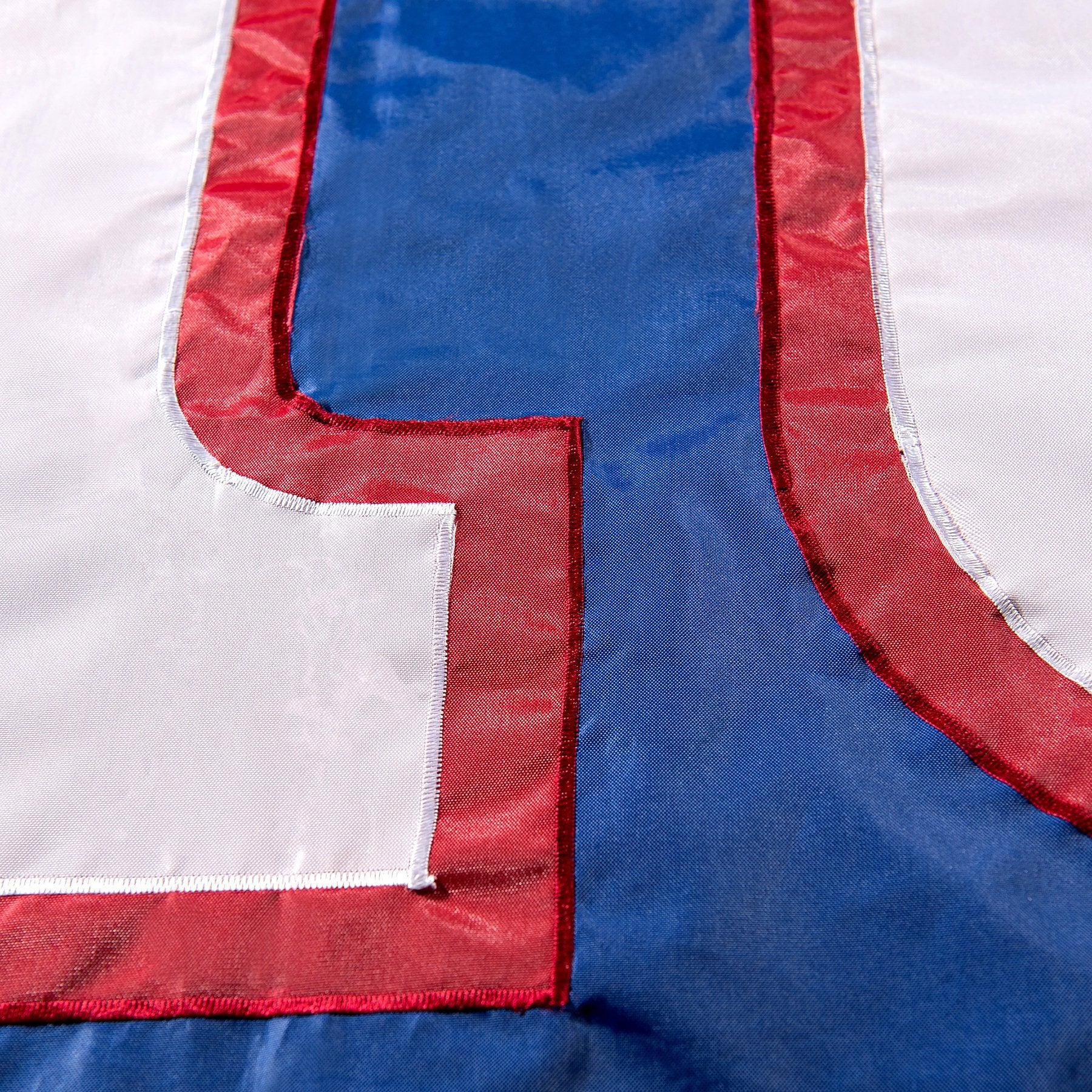 WinCraft New York Giants Embroidered Nylon Flag - Sports Collectibles, Sports Memorabilia, Sports Fan Shop, Sports Gifts