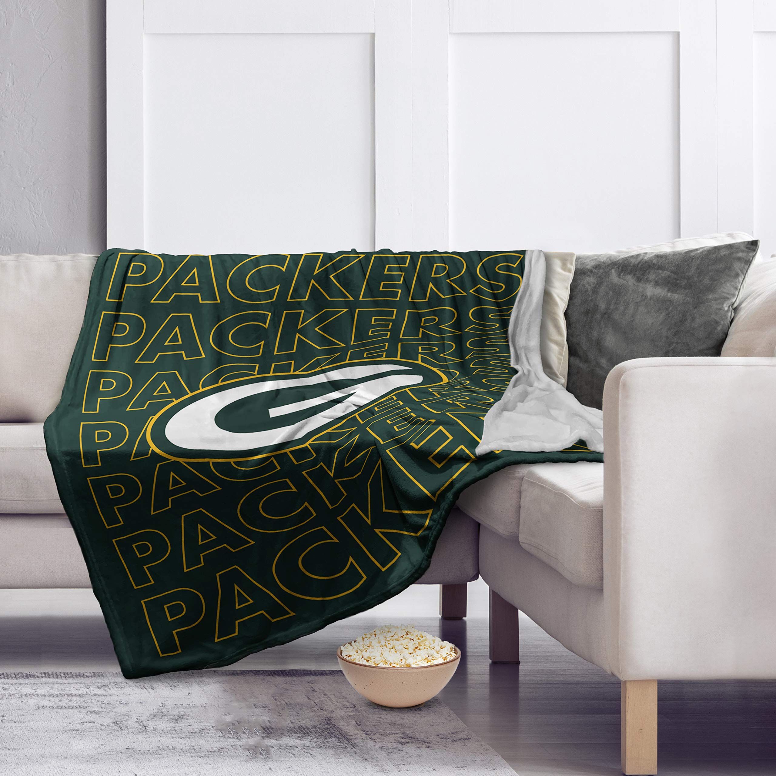 Pegasus Sports NFL Echo Team Wordmark Plush Blanket- Green Bay Packers, Team Color, 60x70 - Sports Gifts, Sports Memorabilia, Sports Collectibles, Fan Shop